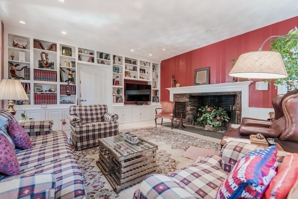 381 Boston Rd Property Photo 23
