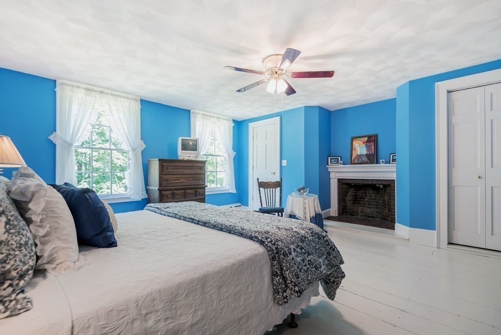 381 Boston Rd Property Photo 35
