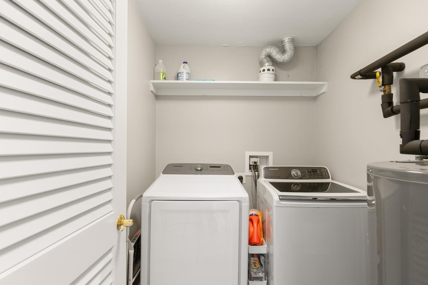 181 North St # 213 Property Photo 23