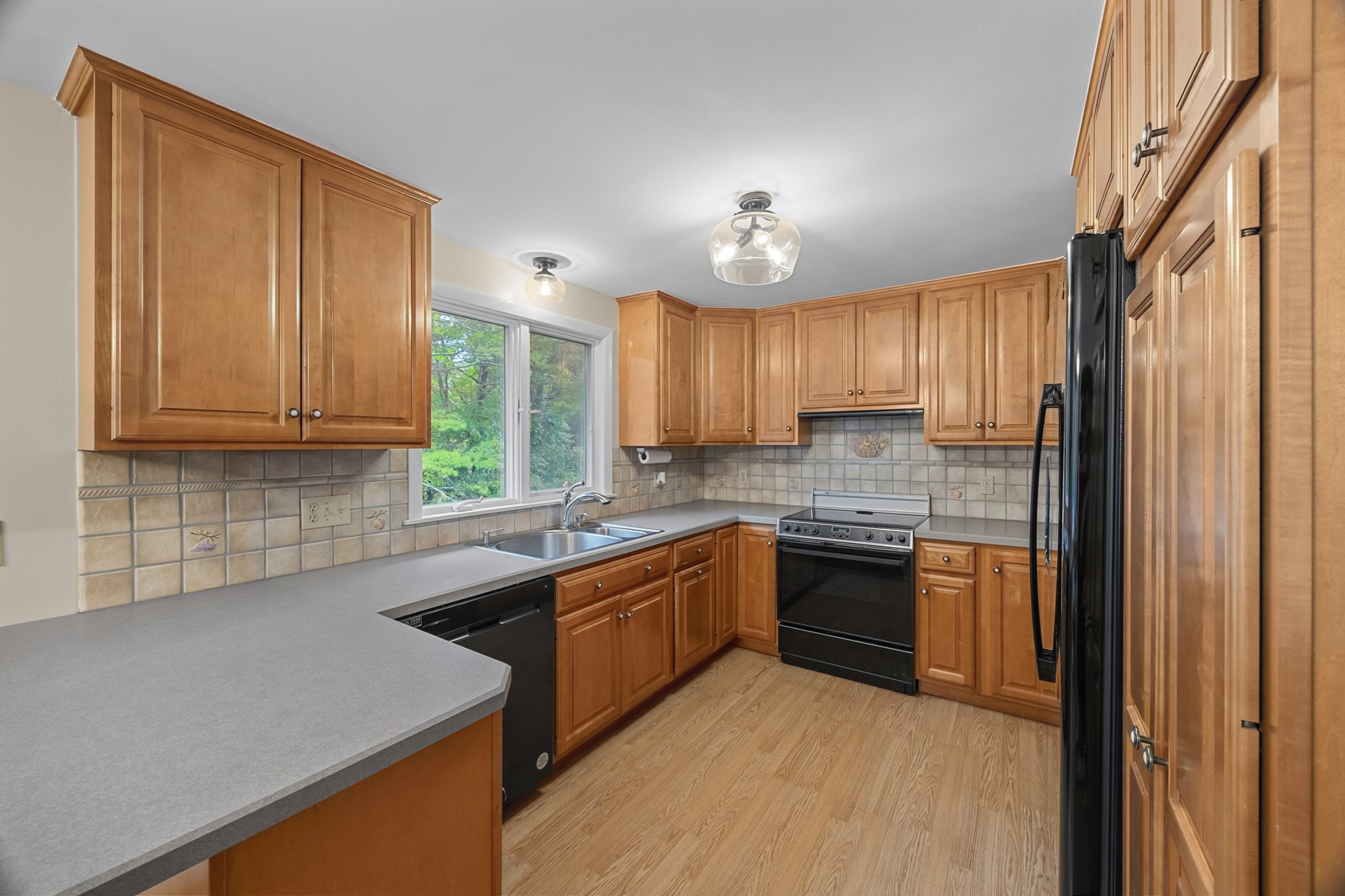 35 Harvey Lane Property Photo 10