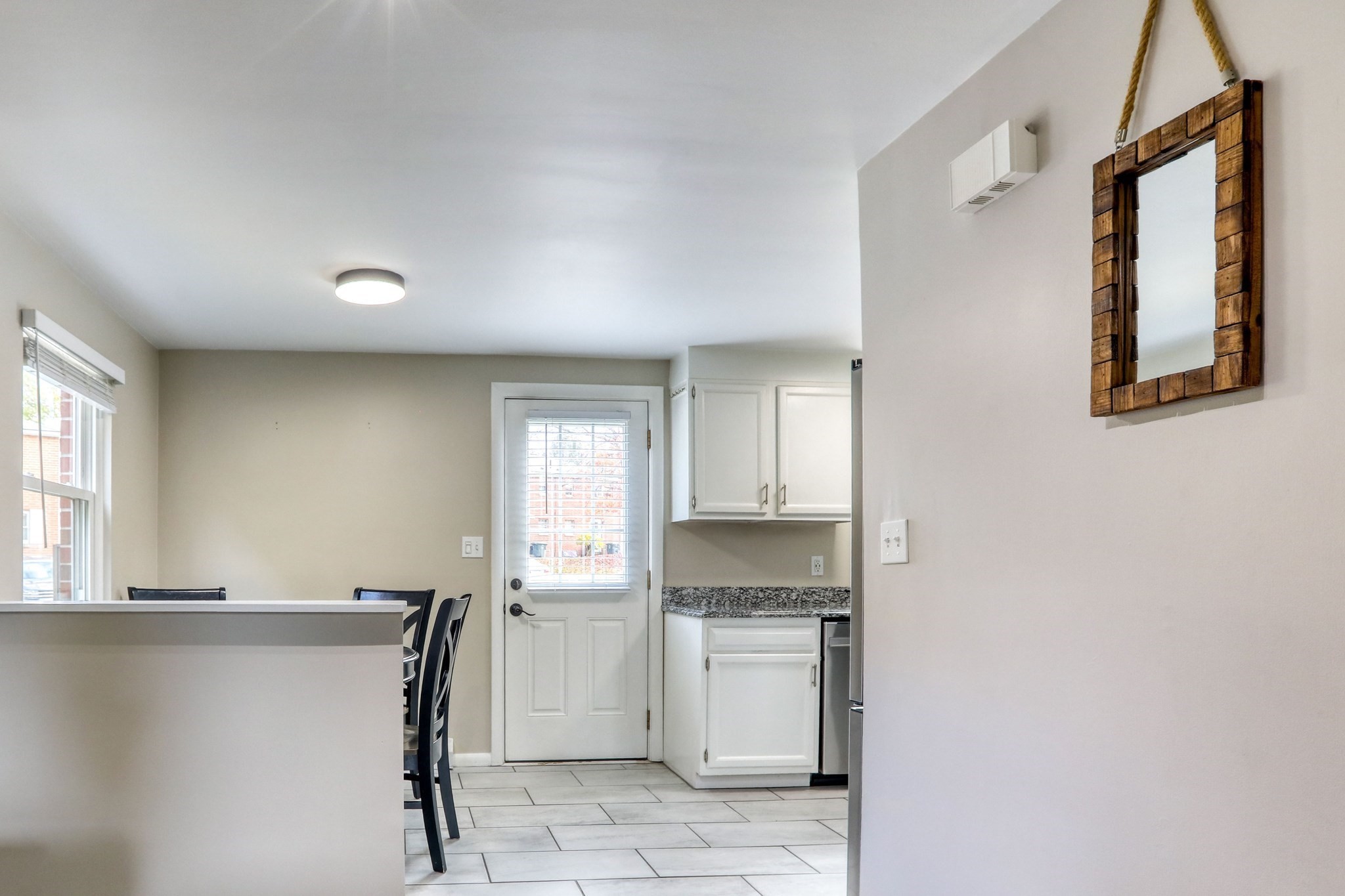 49 Kingston # 49 Property Photo 12