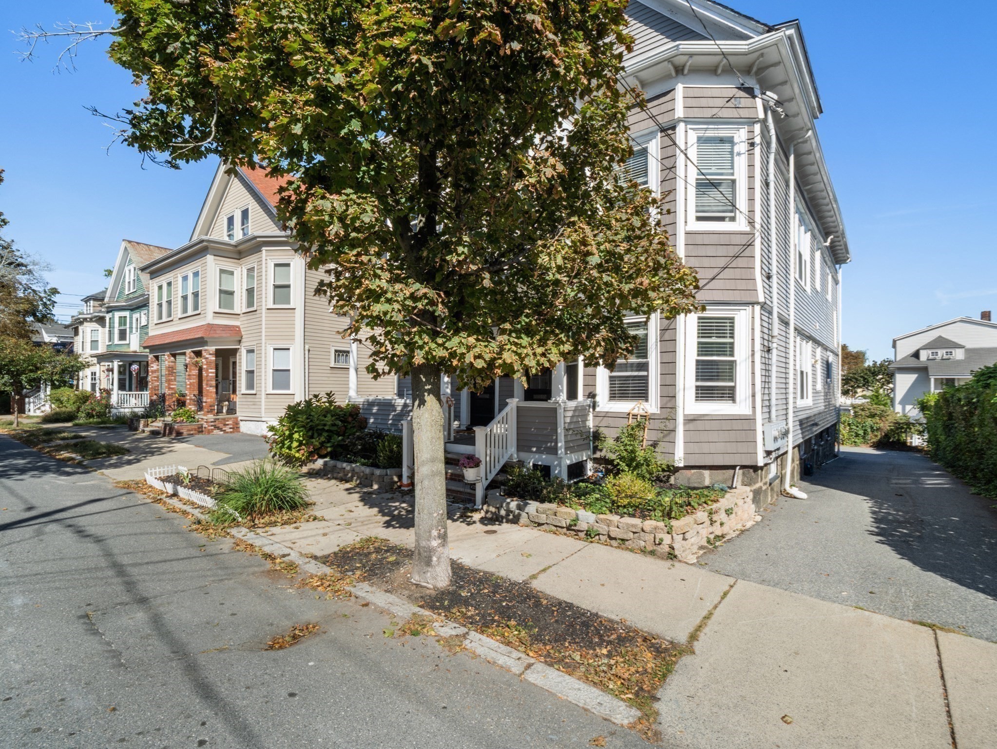 23 Green St # 1r Property Photo 14