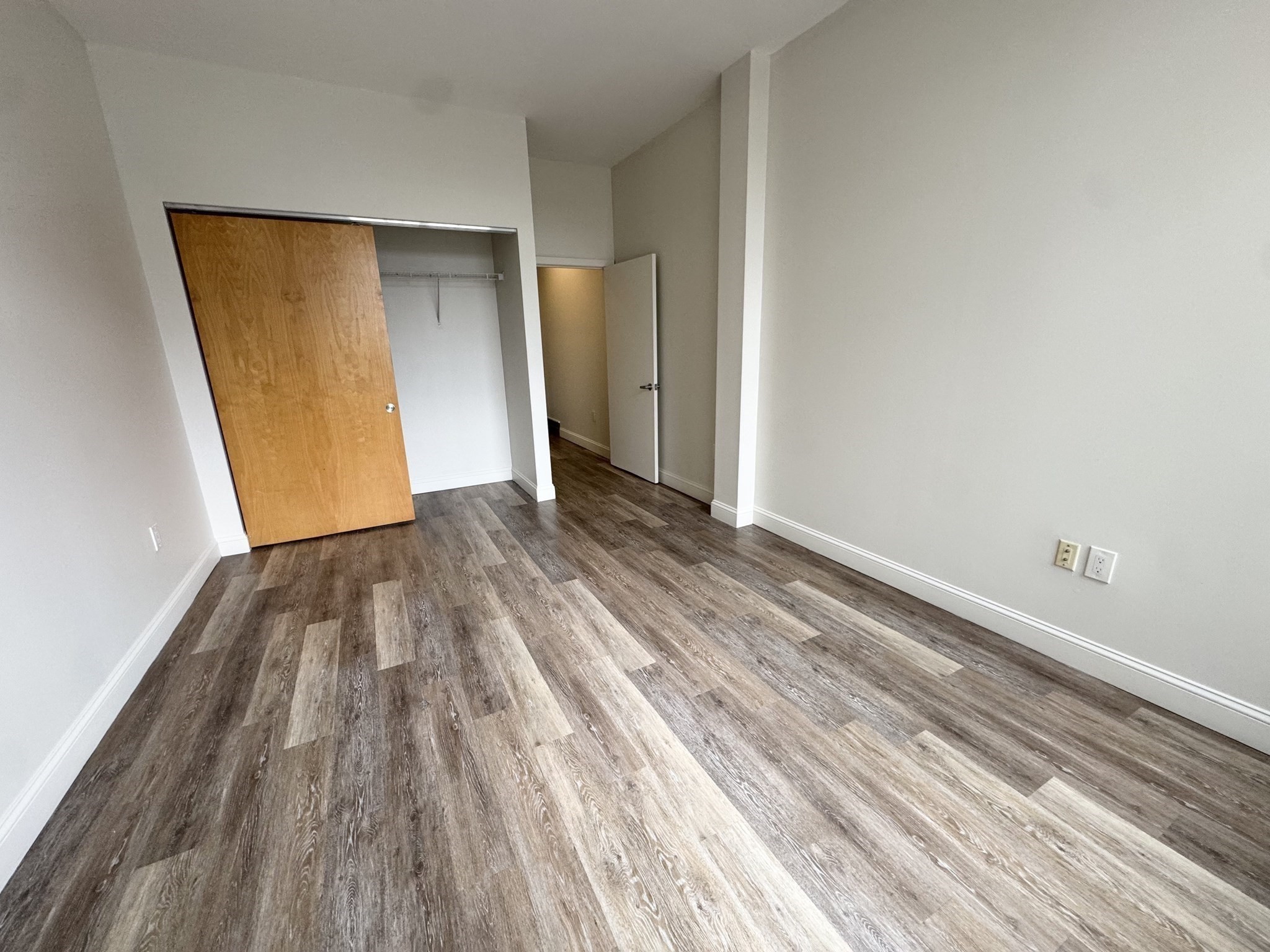 160 East Berkeley St # 518 Property Photo 7