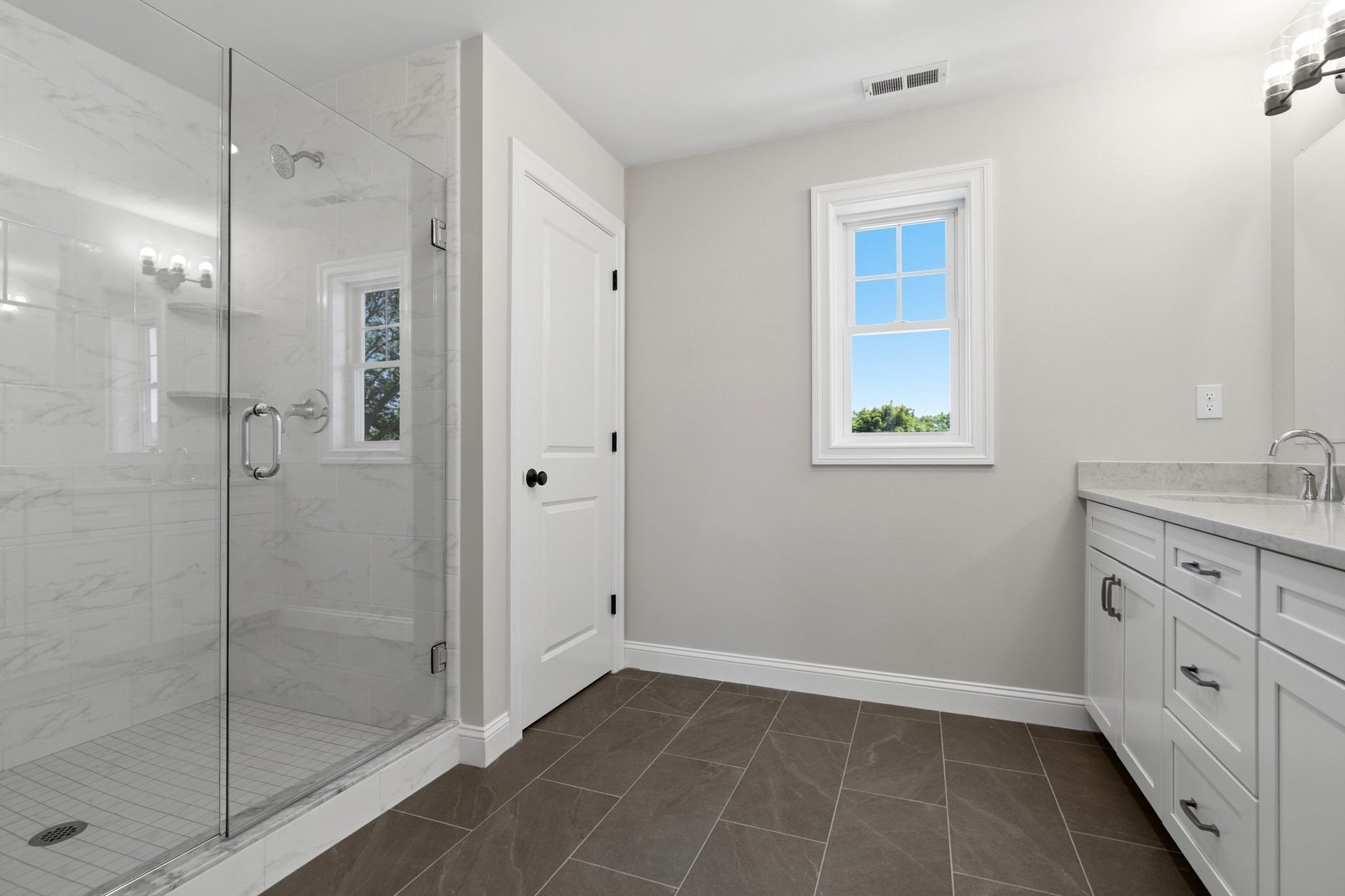 11 Isola Lane Property Photo 7