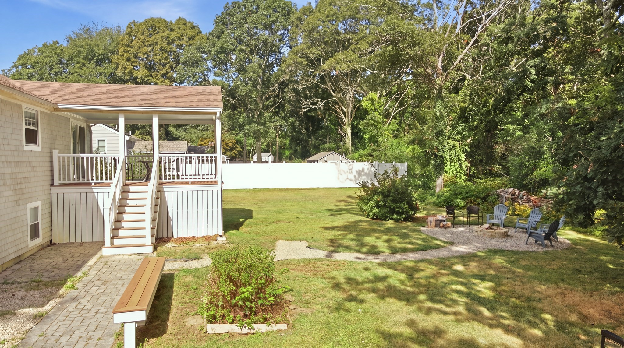 14 Bramble Bush Drive Property Photo 8