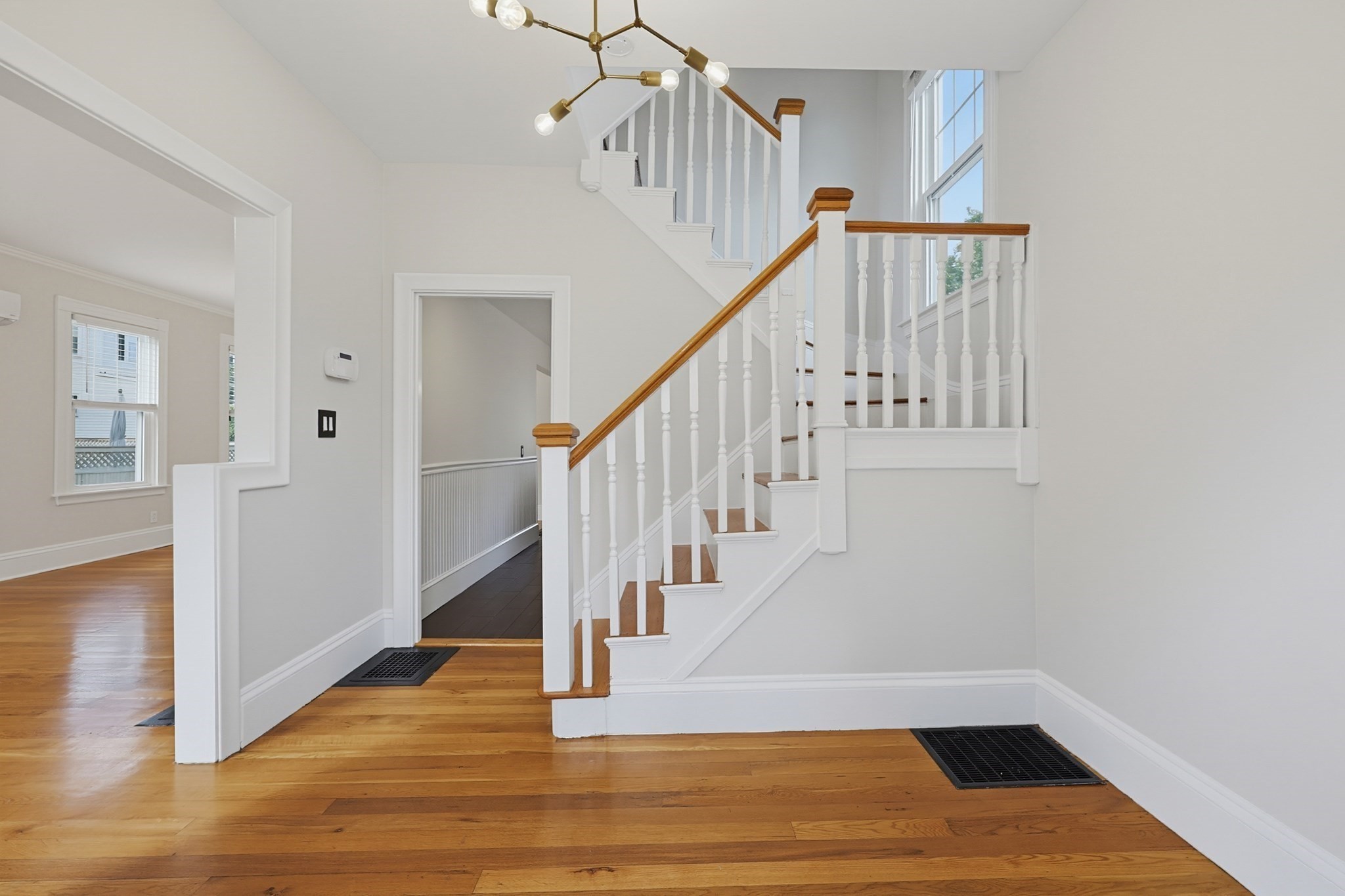 32 Elmwood Avenue Property Photo 4