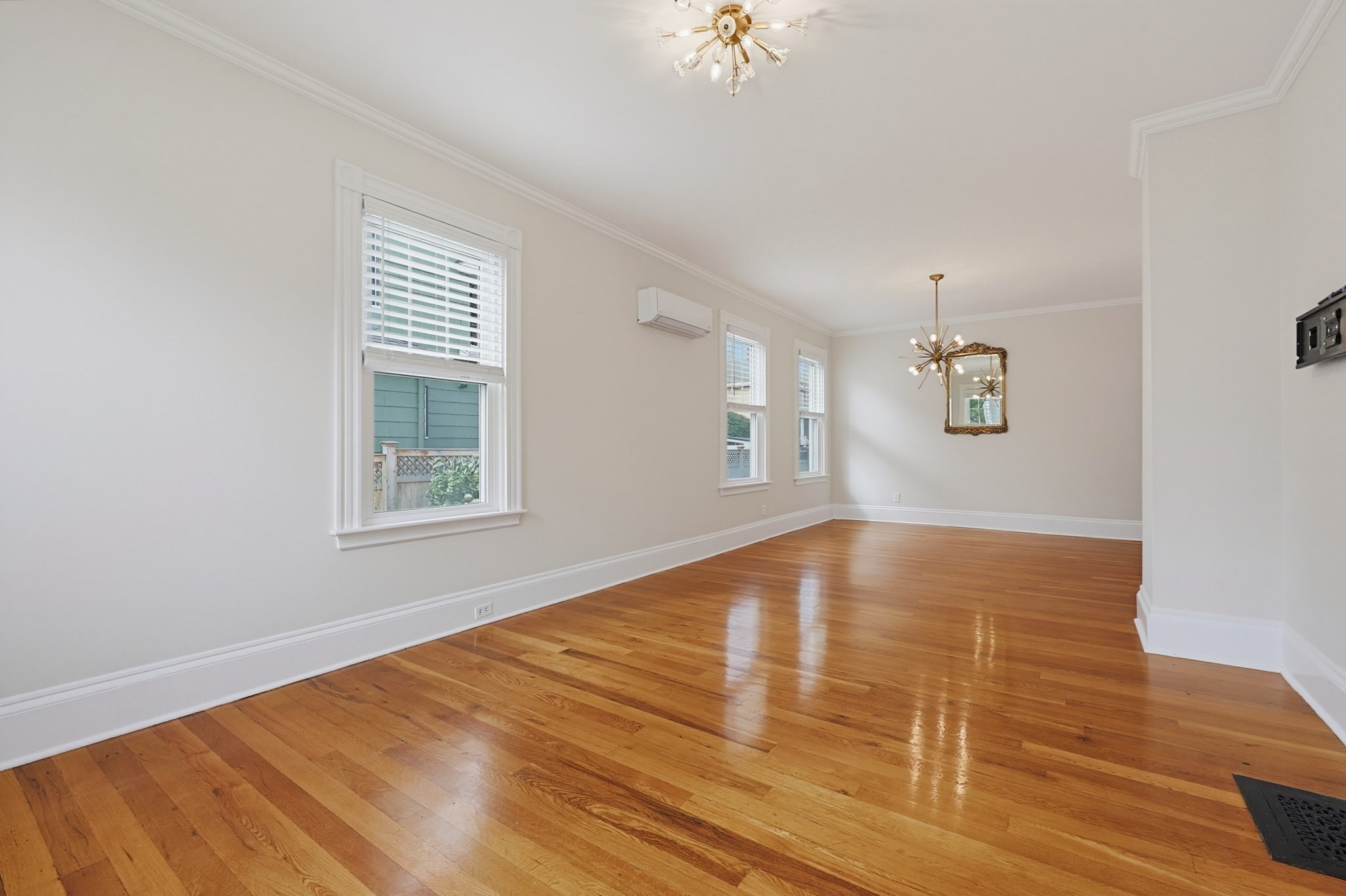 32 Elmwood Avenue Property Photo 7