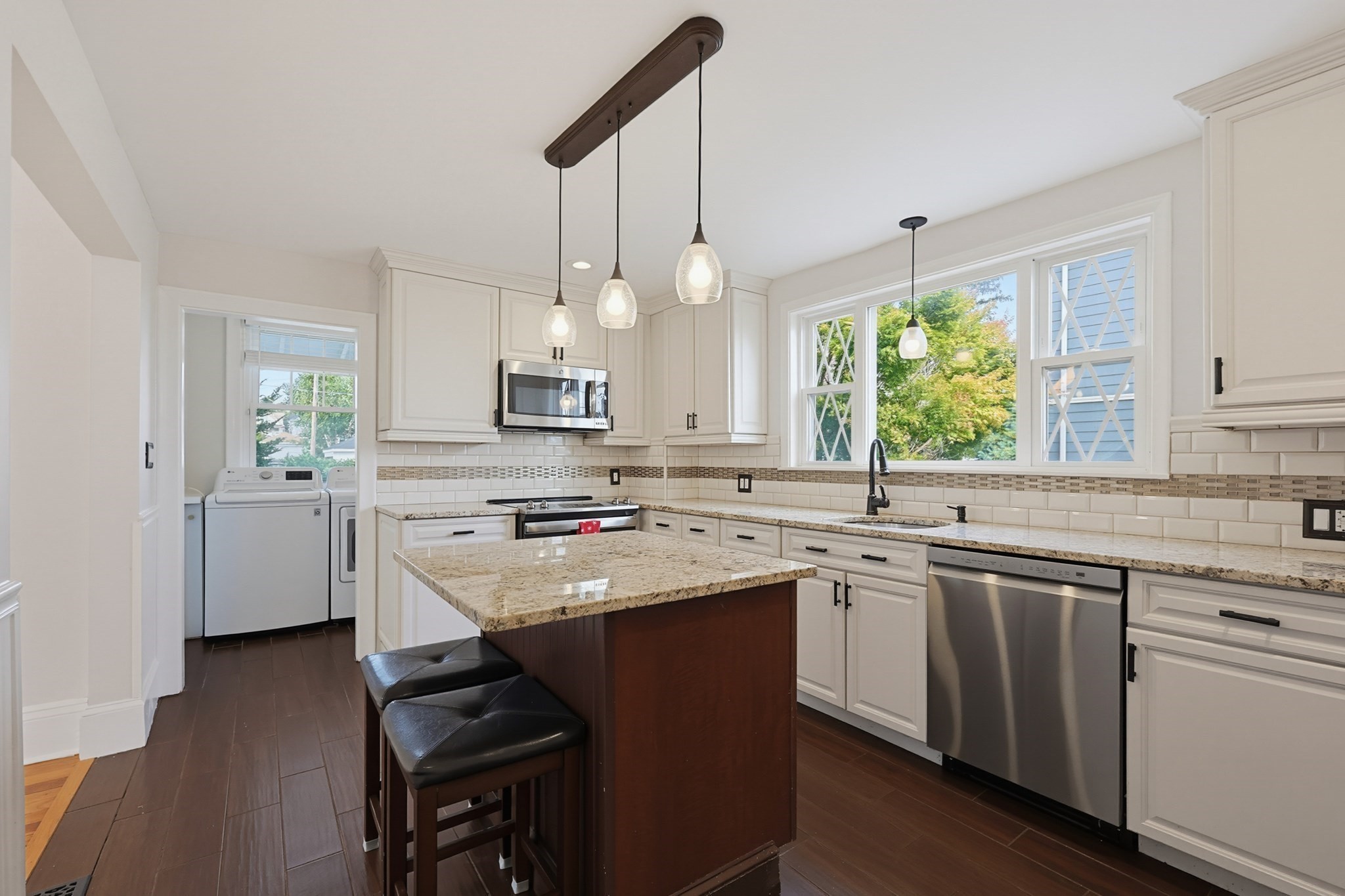 32 Elmwood Avenue Property Photo 14