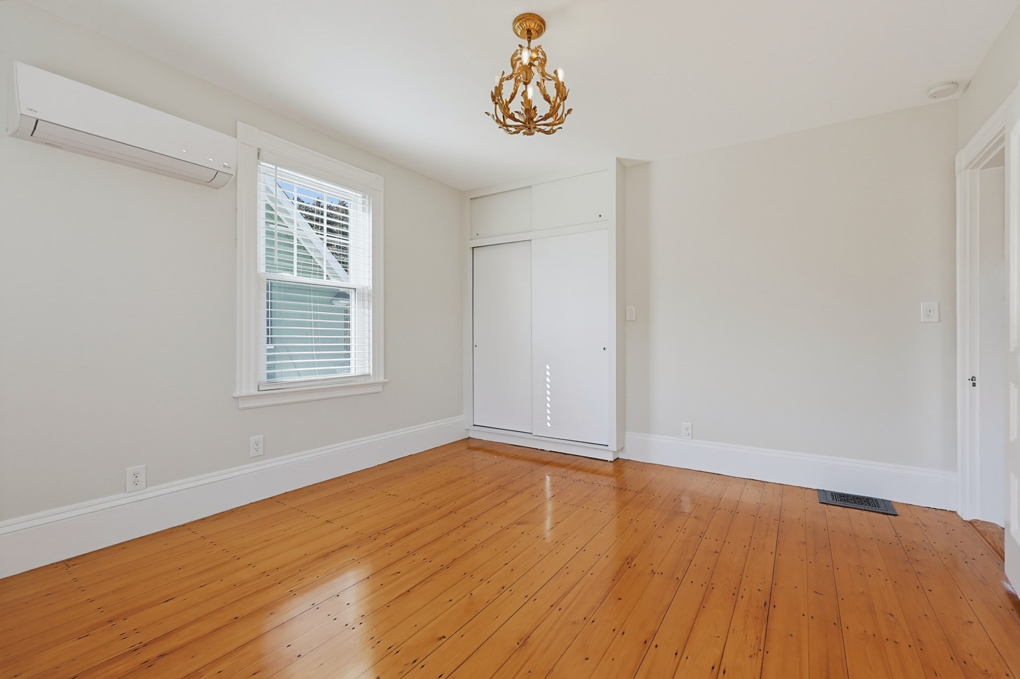 32 Elmwood Avenue Property Photo 21
