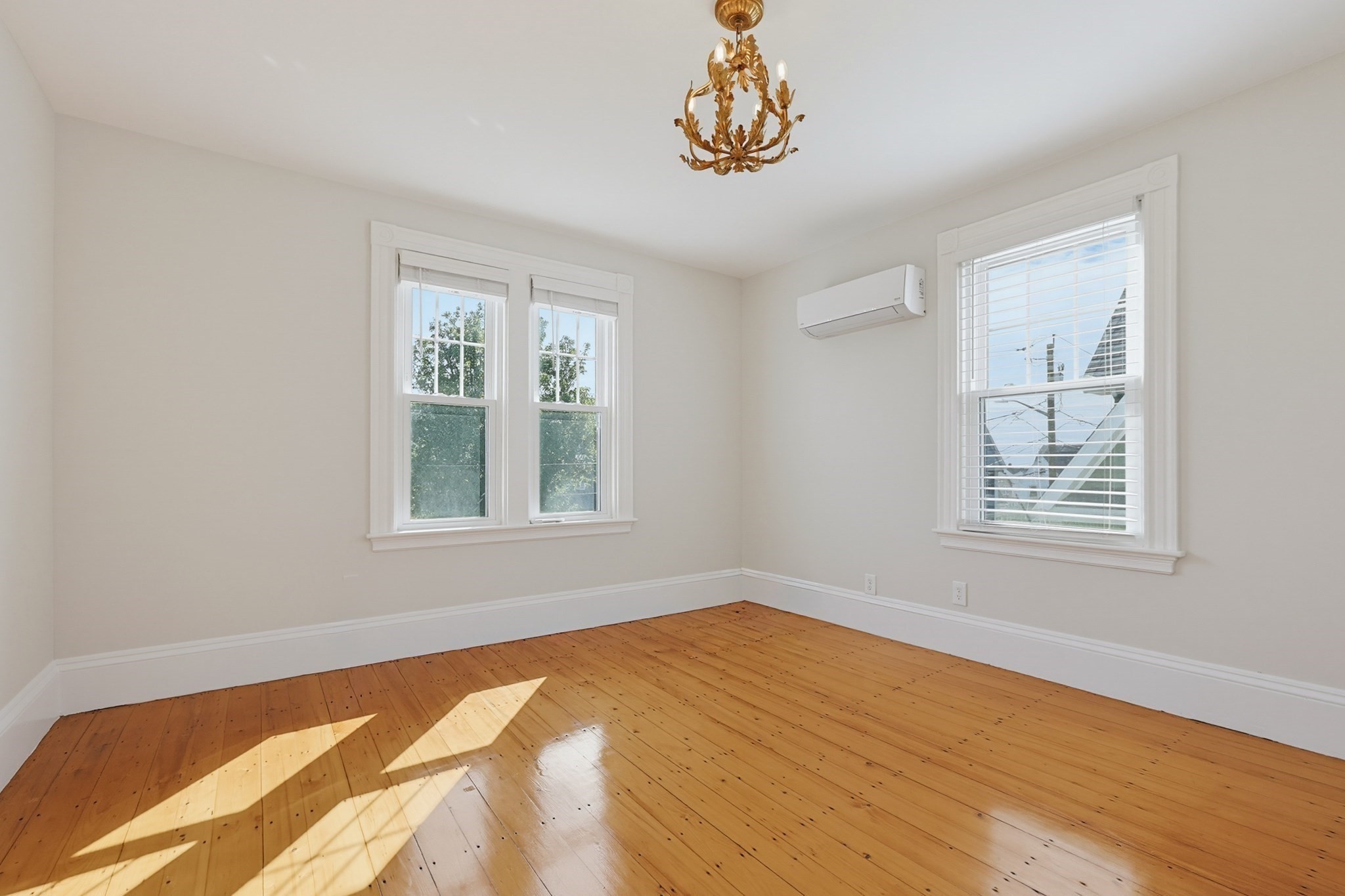 32 Elmwood Avenue Property Photo 23