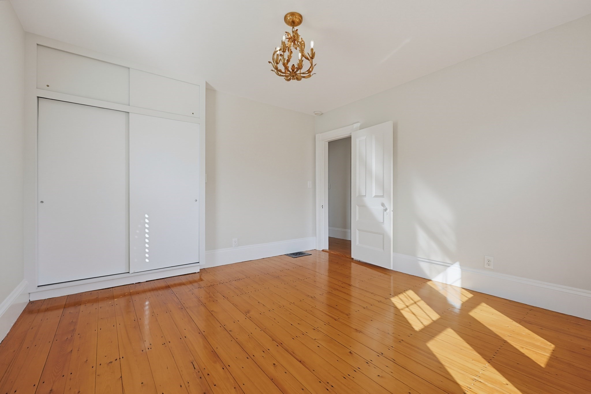 32 Elmwood Avenue Property Photo 24