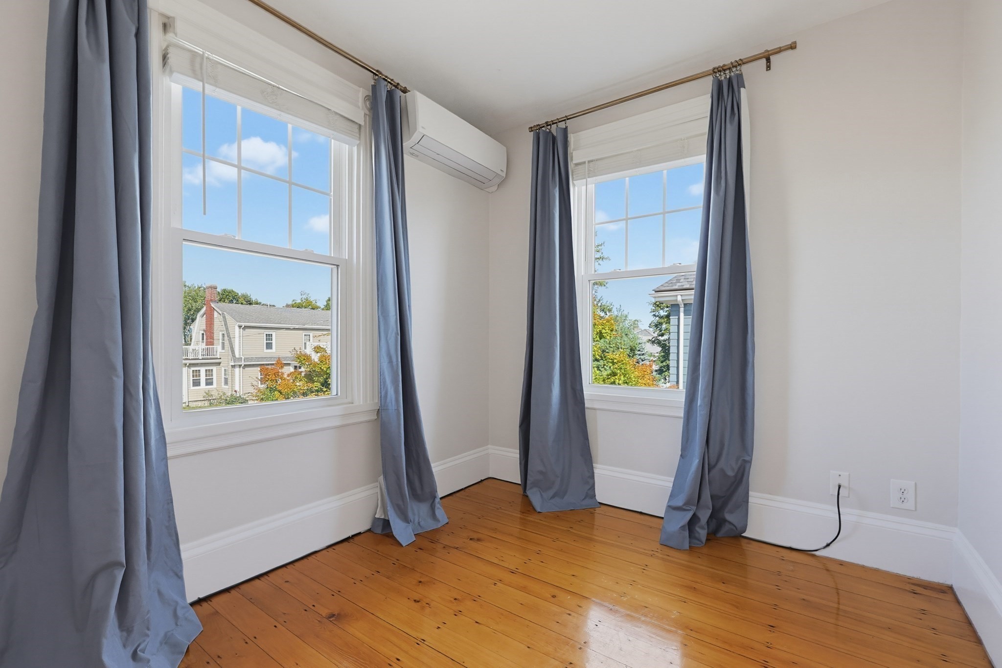 32 Elmwood Avenue Property Photo 31