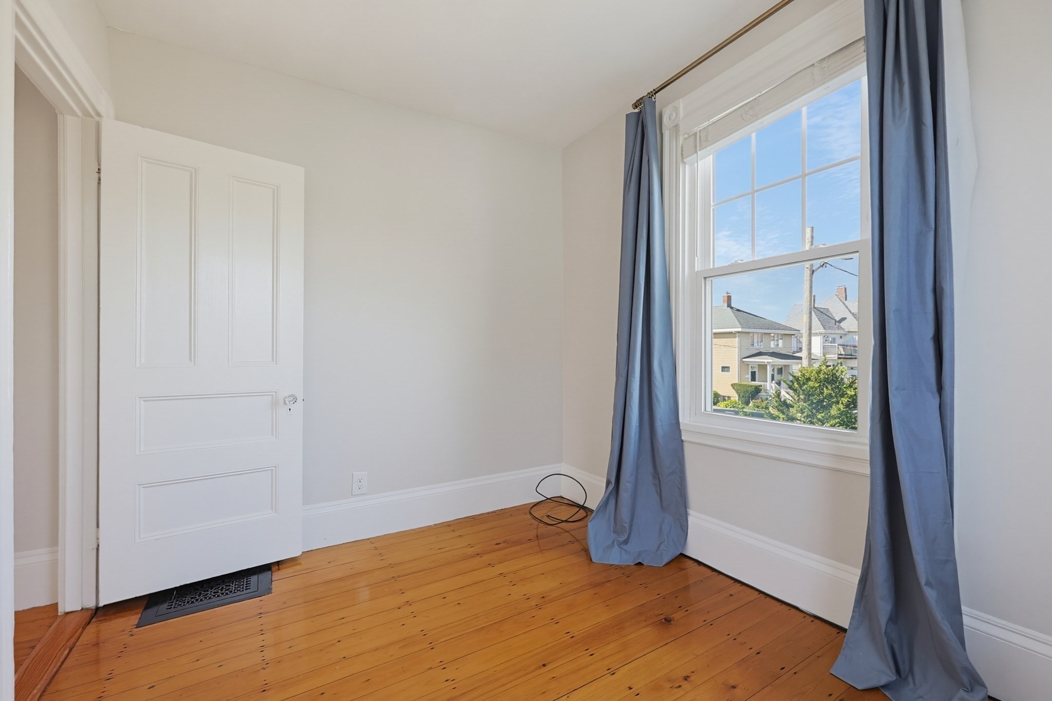 32 Elmwood Avenue Property Photo 32