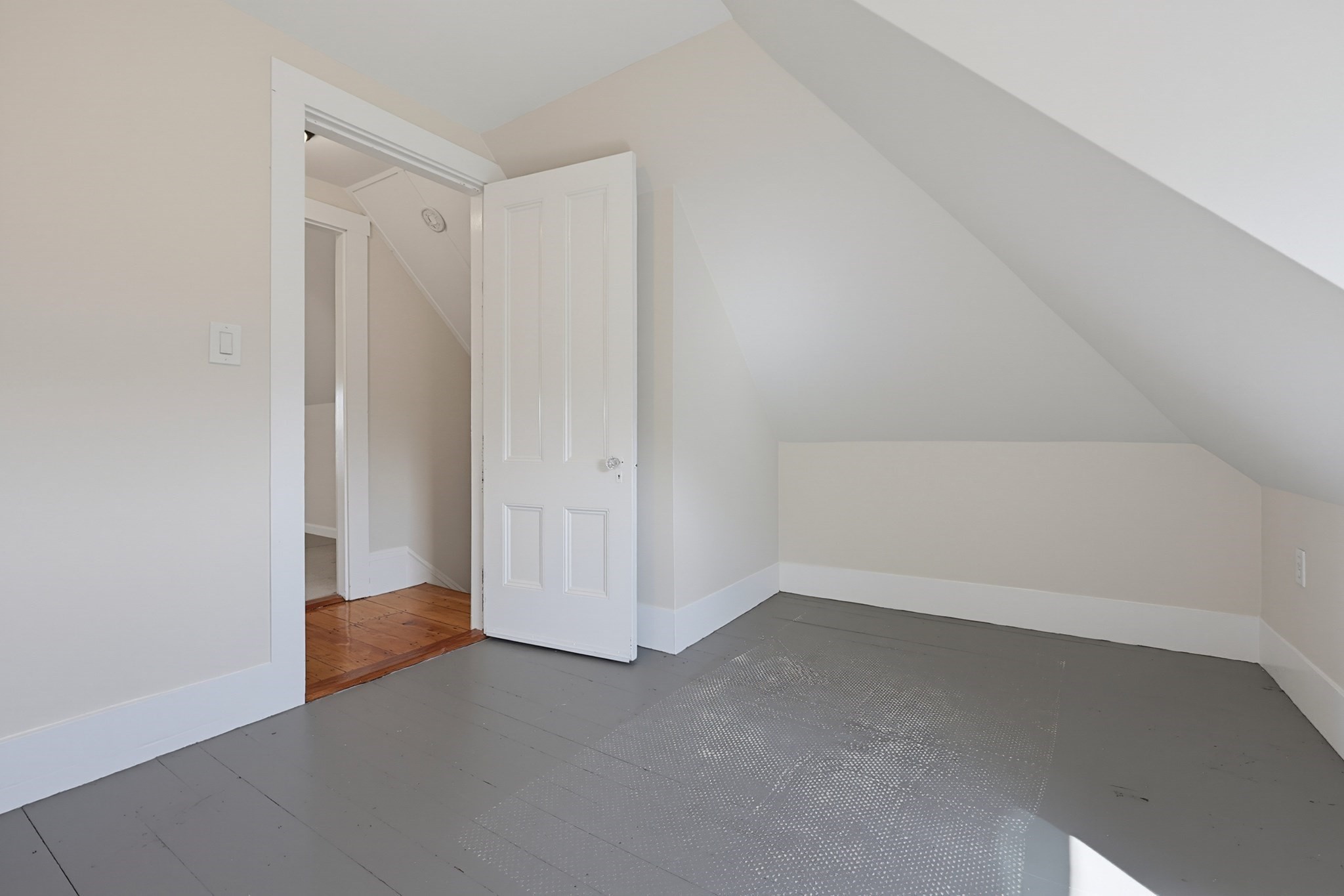 32 Elmwood Avenue Property Photo 33