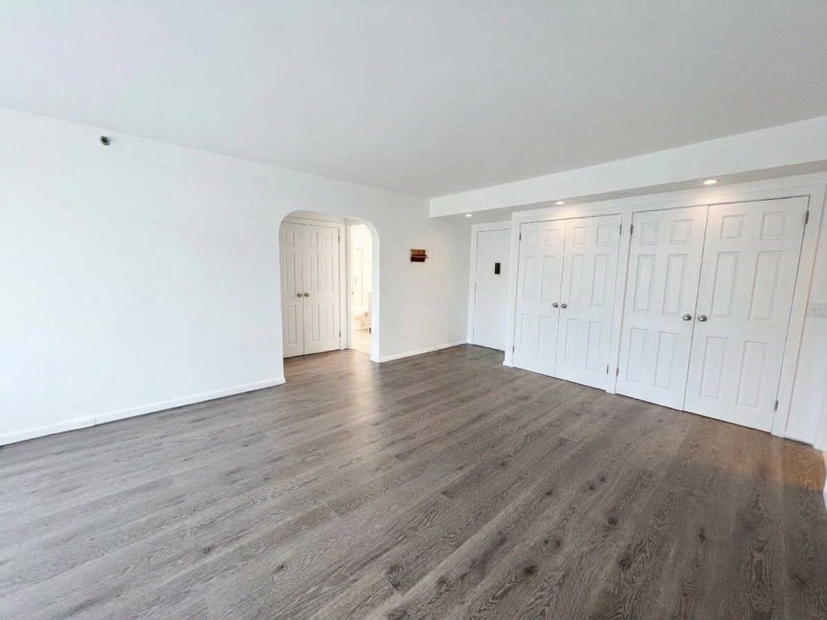 1731 Beacon St # 311 Property Photo 5