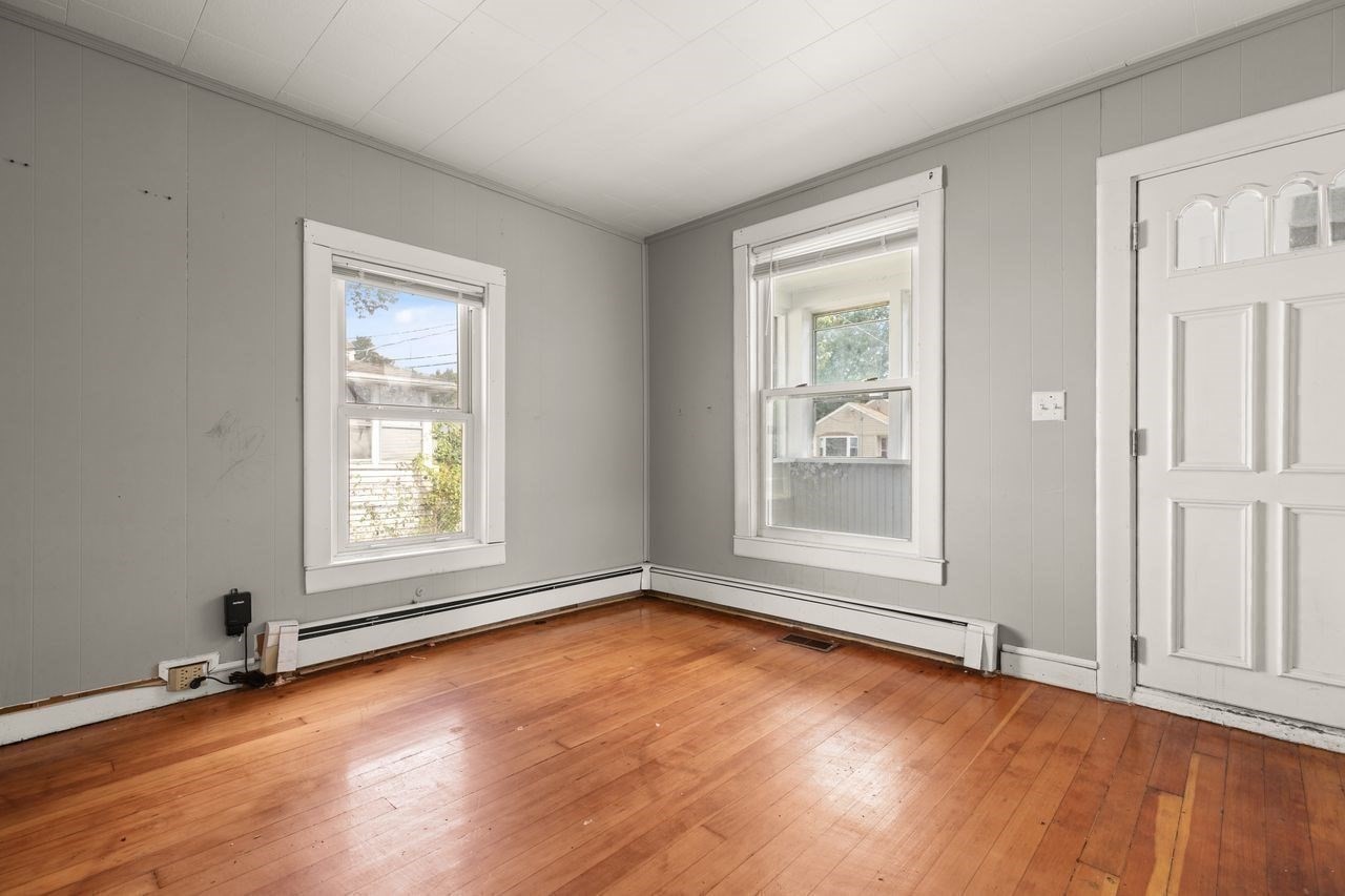 75 Sterling Ave Property Photo 18
