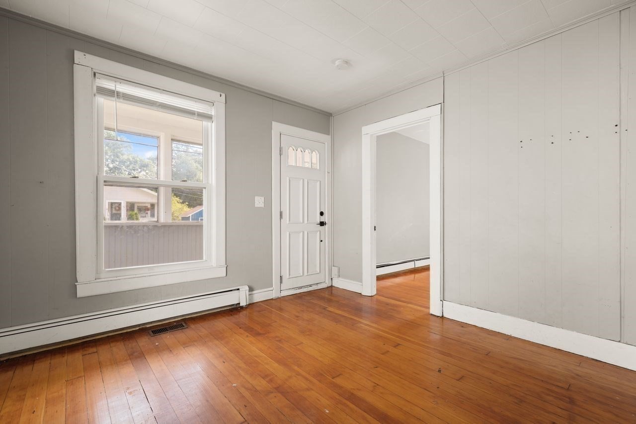 75 Sterling Ave Property Photo 19
