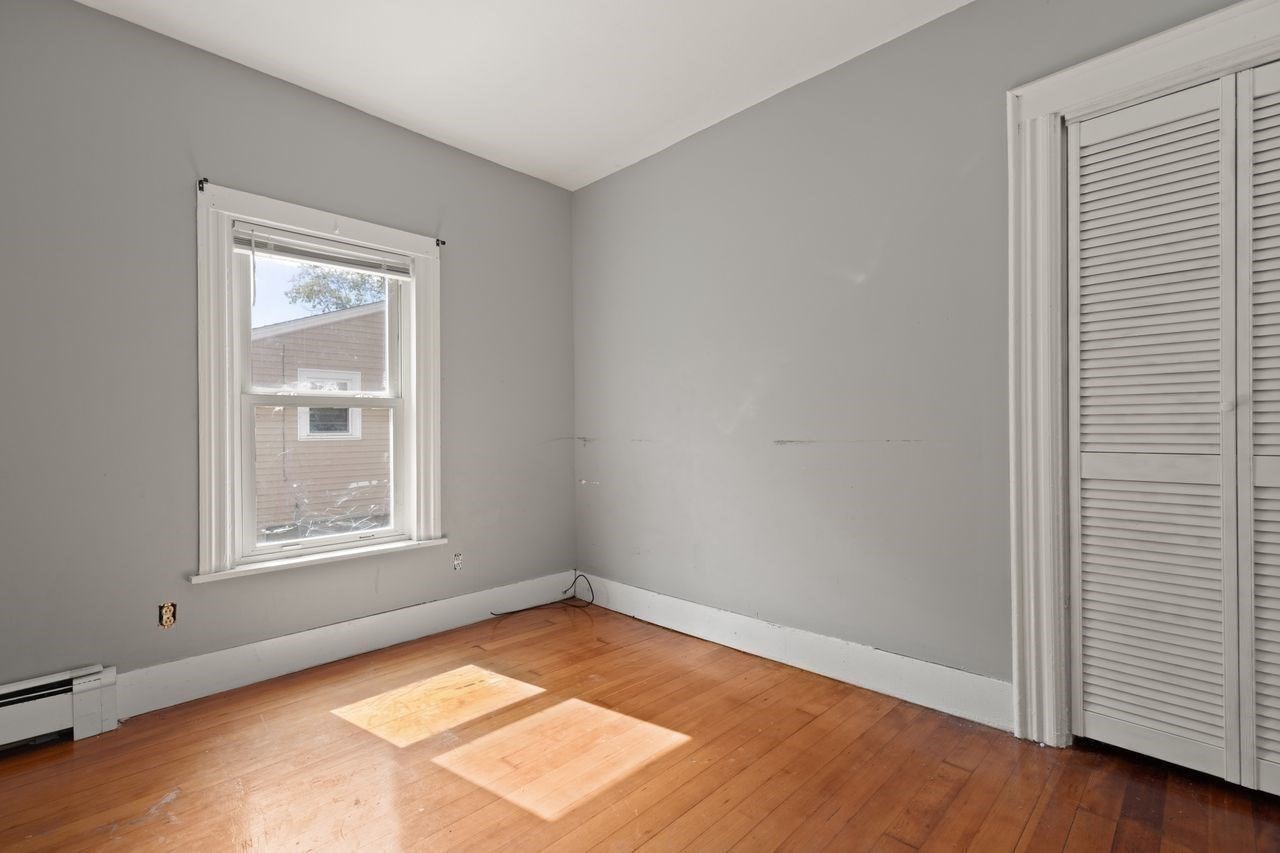 75 Sterling Ave Property Photo 25