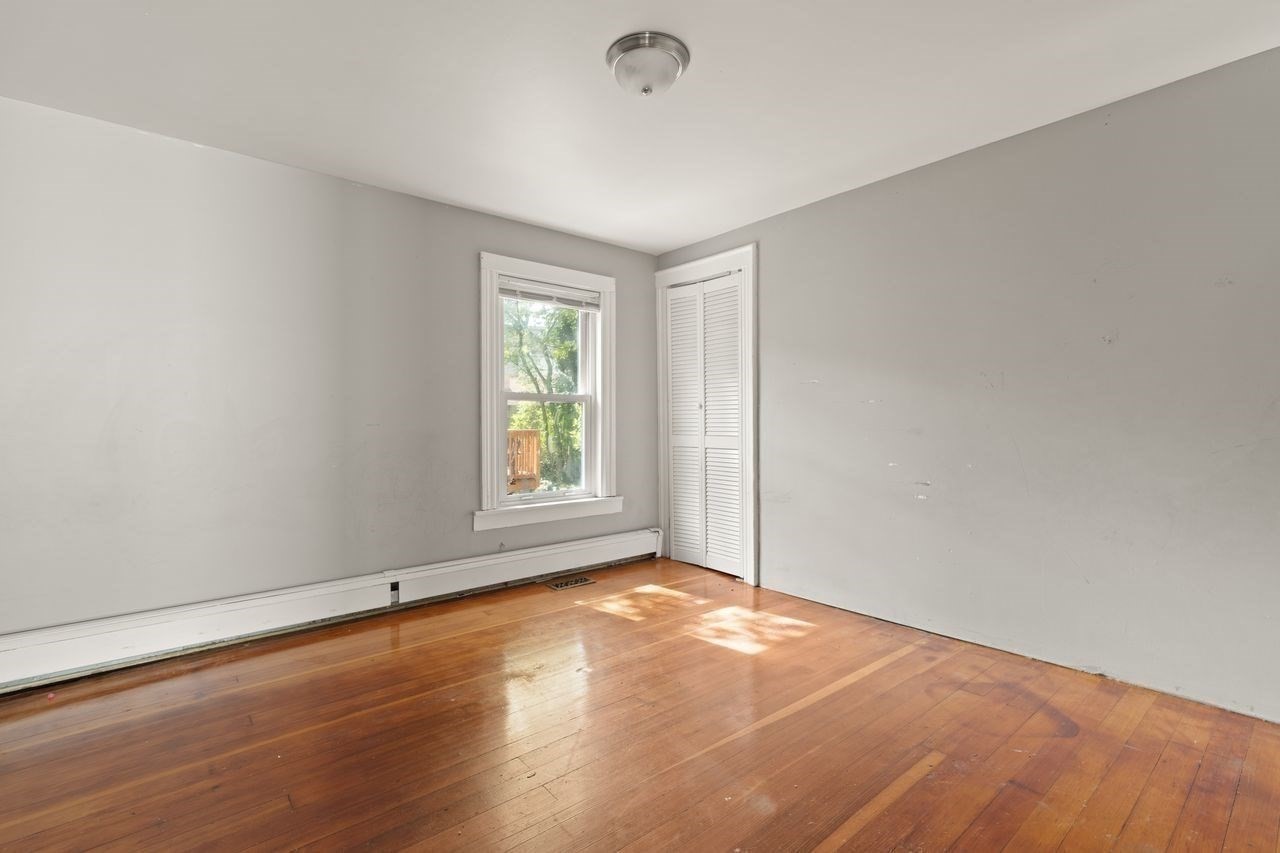 75 Sterling Ave Property Photo 26