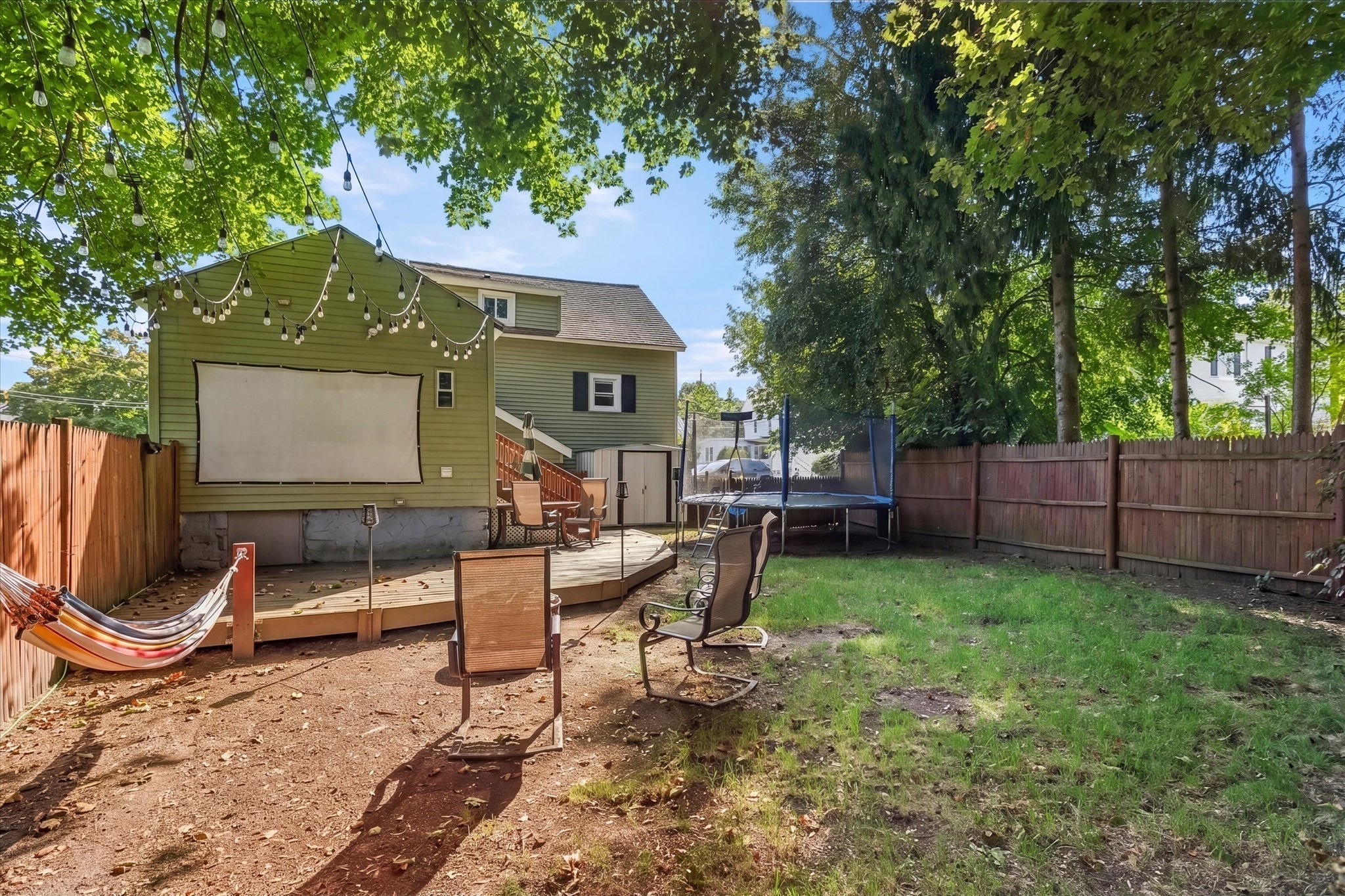 2 Franklin Ave Property Photo 23