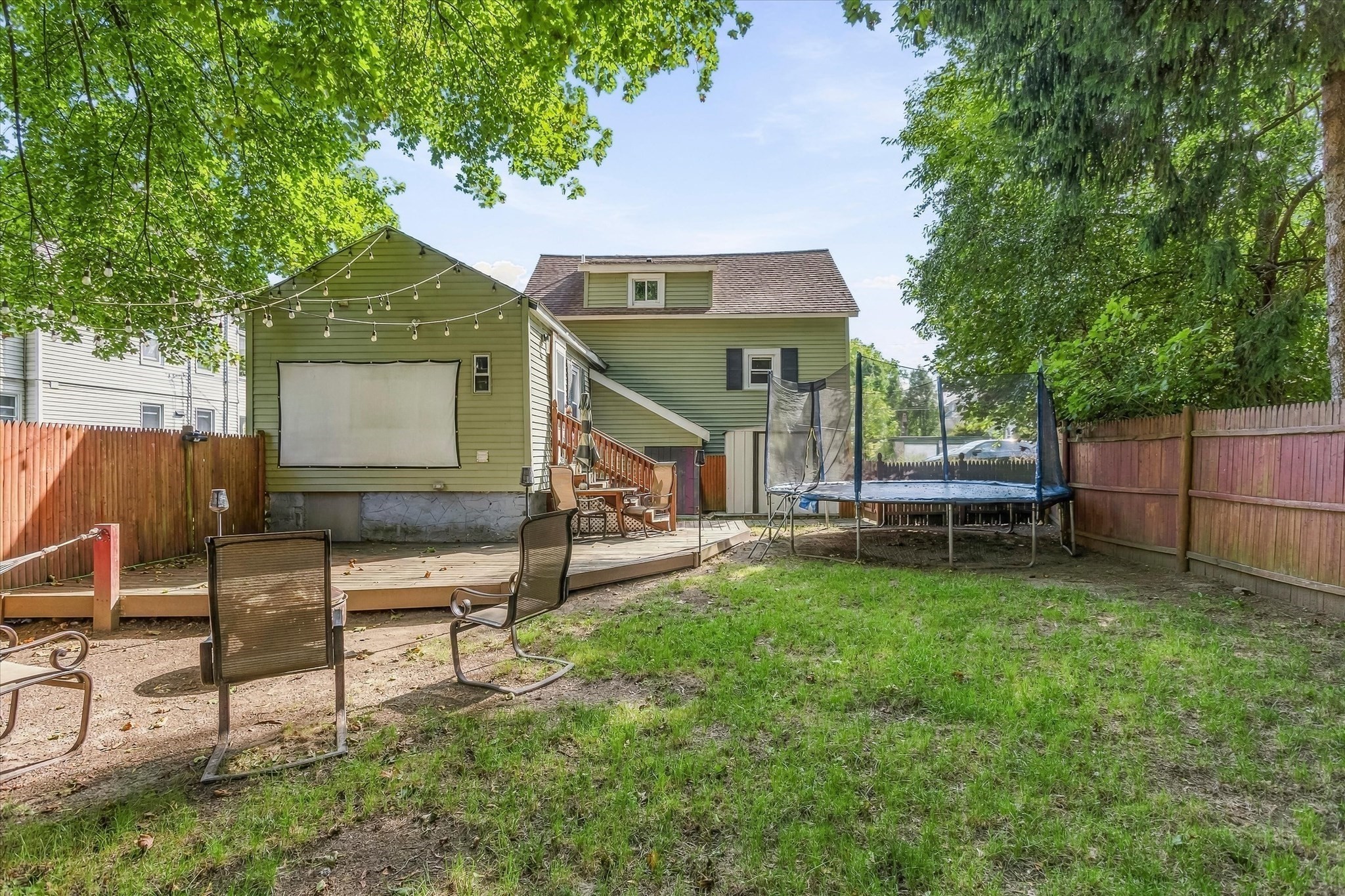 2 Franklin Ave Property Photo 24