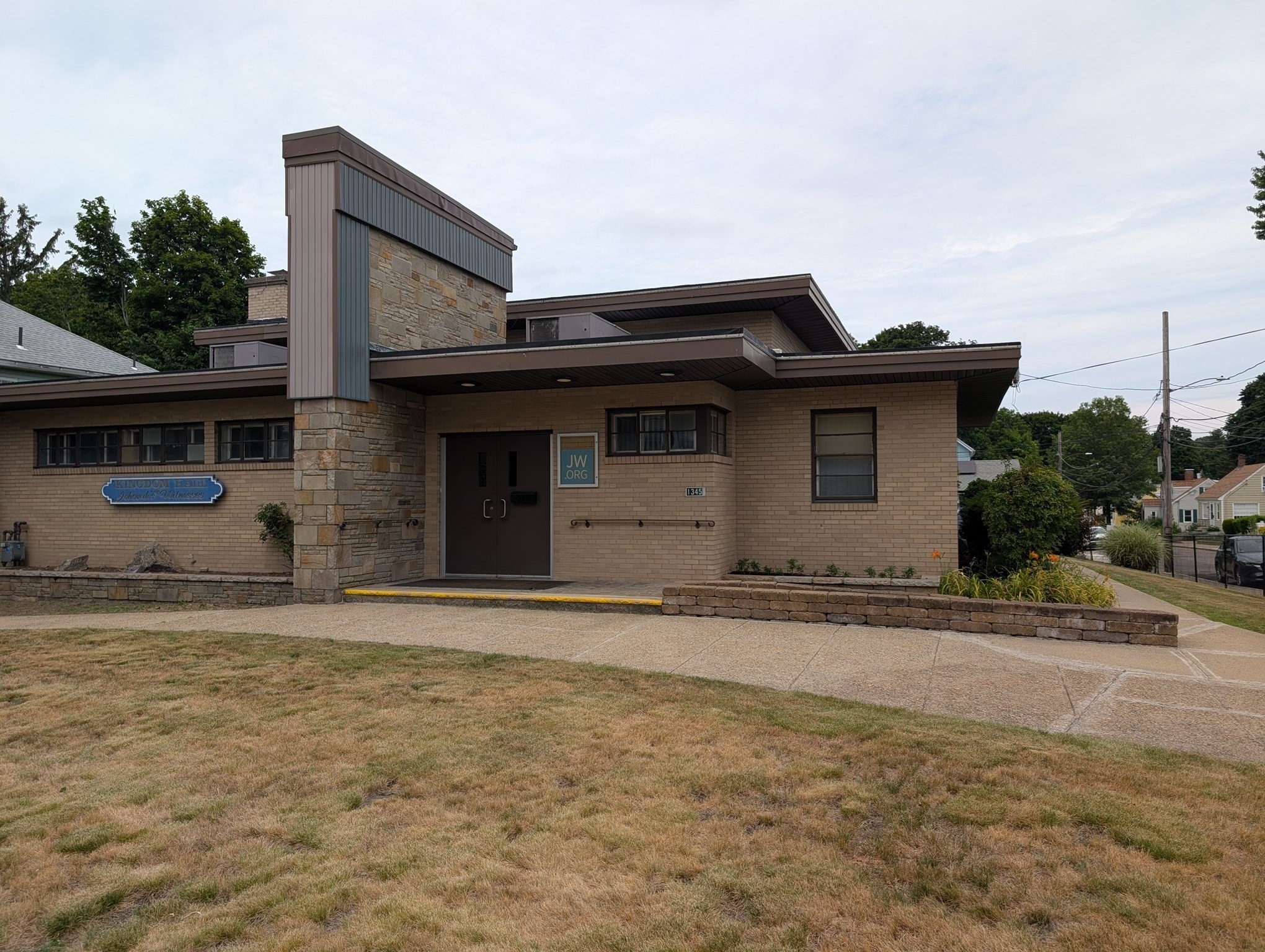 1345 River St Property Photo 1