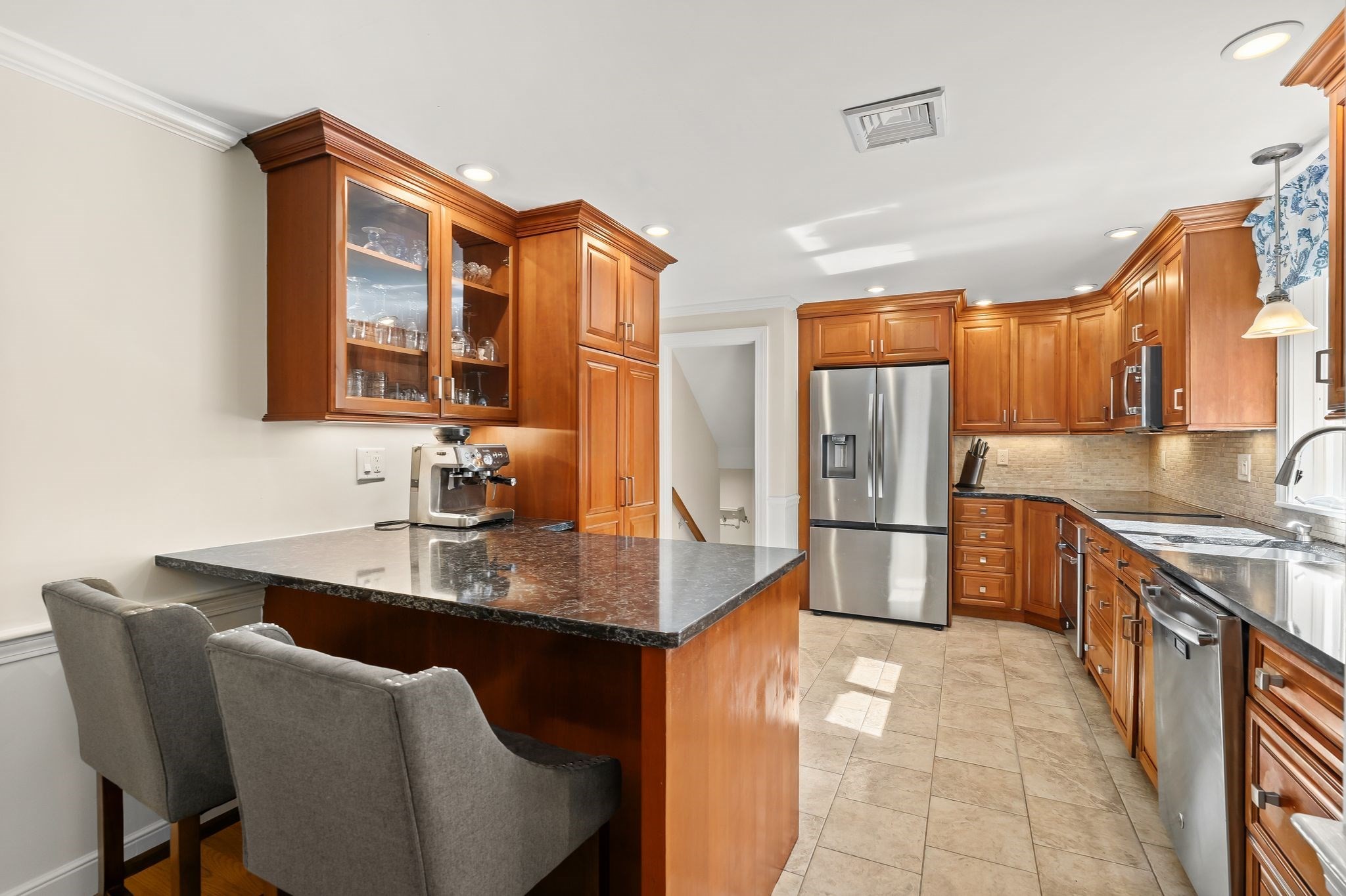 26 Mayflower Road Property Photo 10