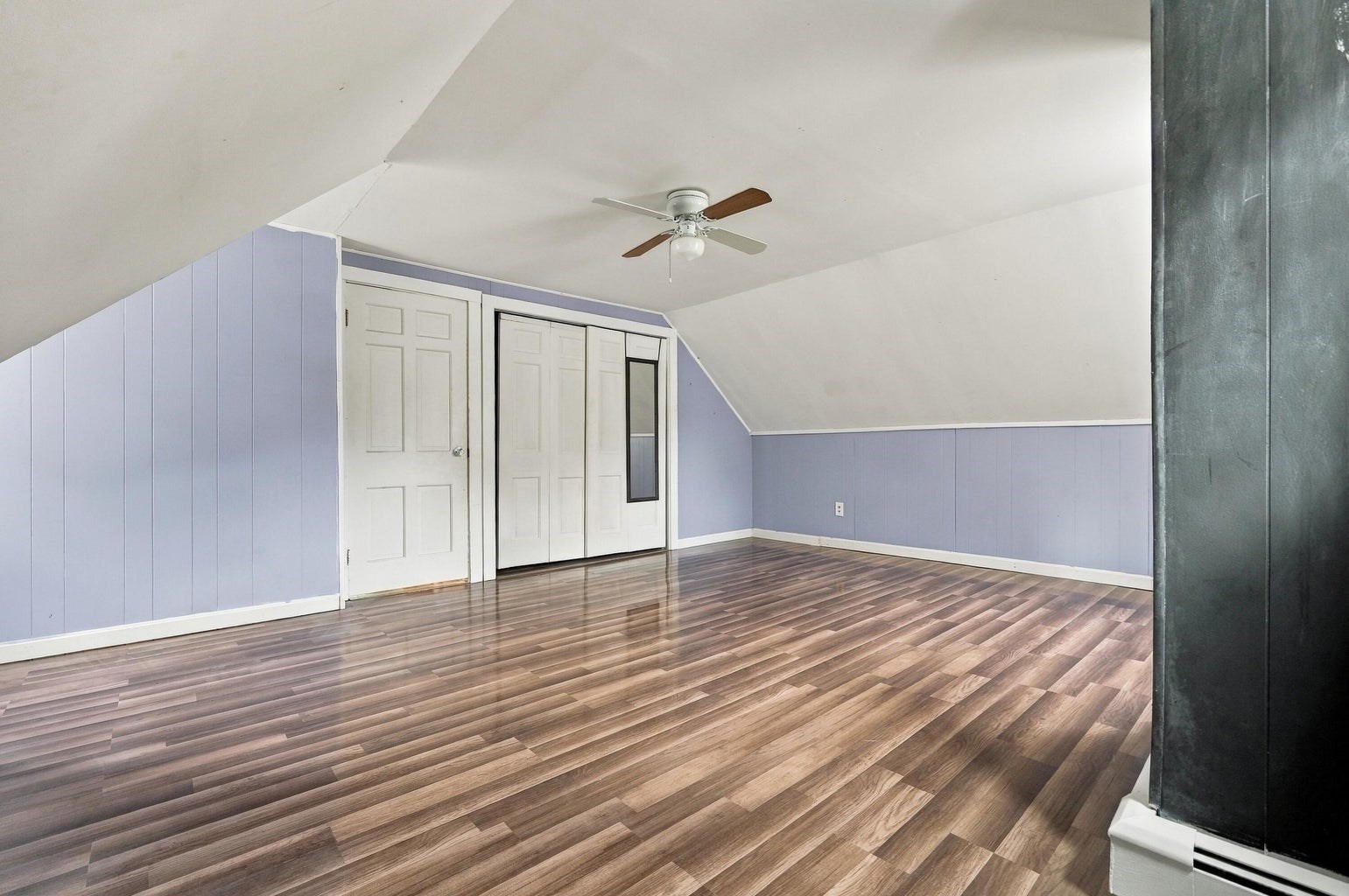 19 Louise Ln Property Photo 24
