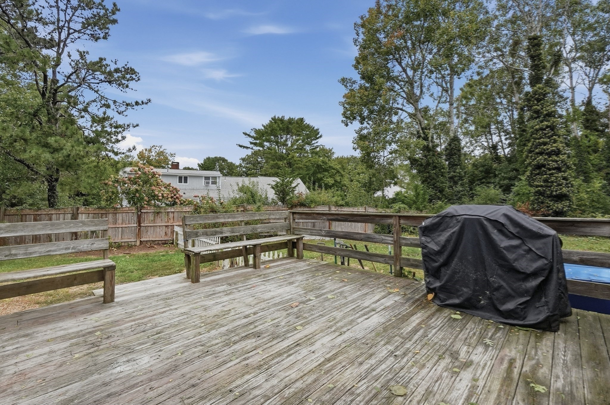 19 Louise Ln Property Photo 30