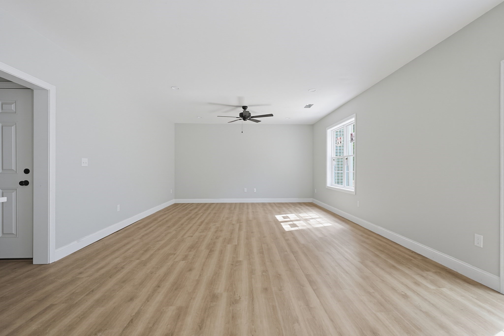 60 Noonan St # 60 Property Photo 8