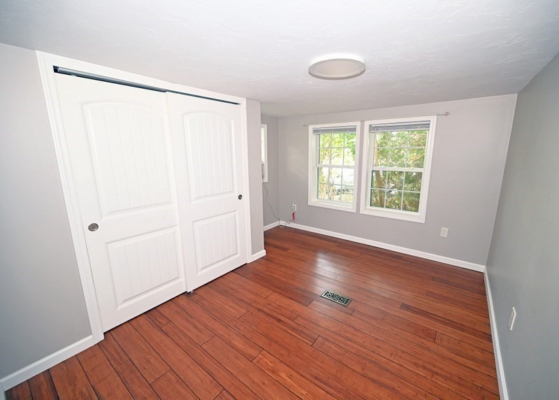 5 Siesta Dr. Property Photo 9