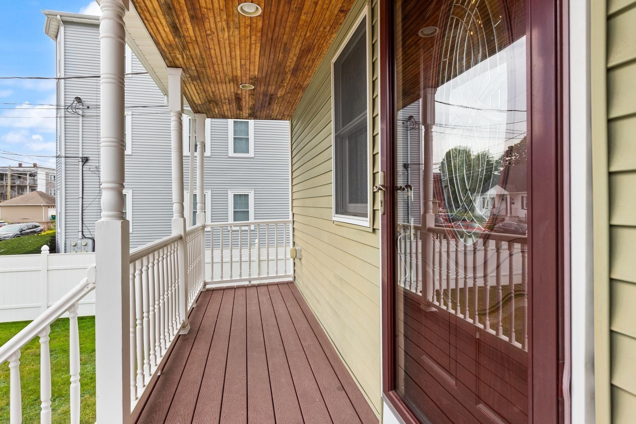 16 Saint James Ave Property Photo 3
