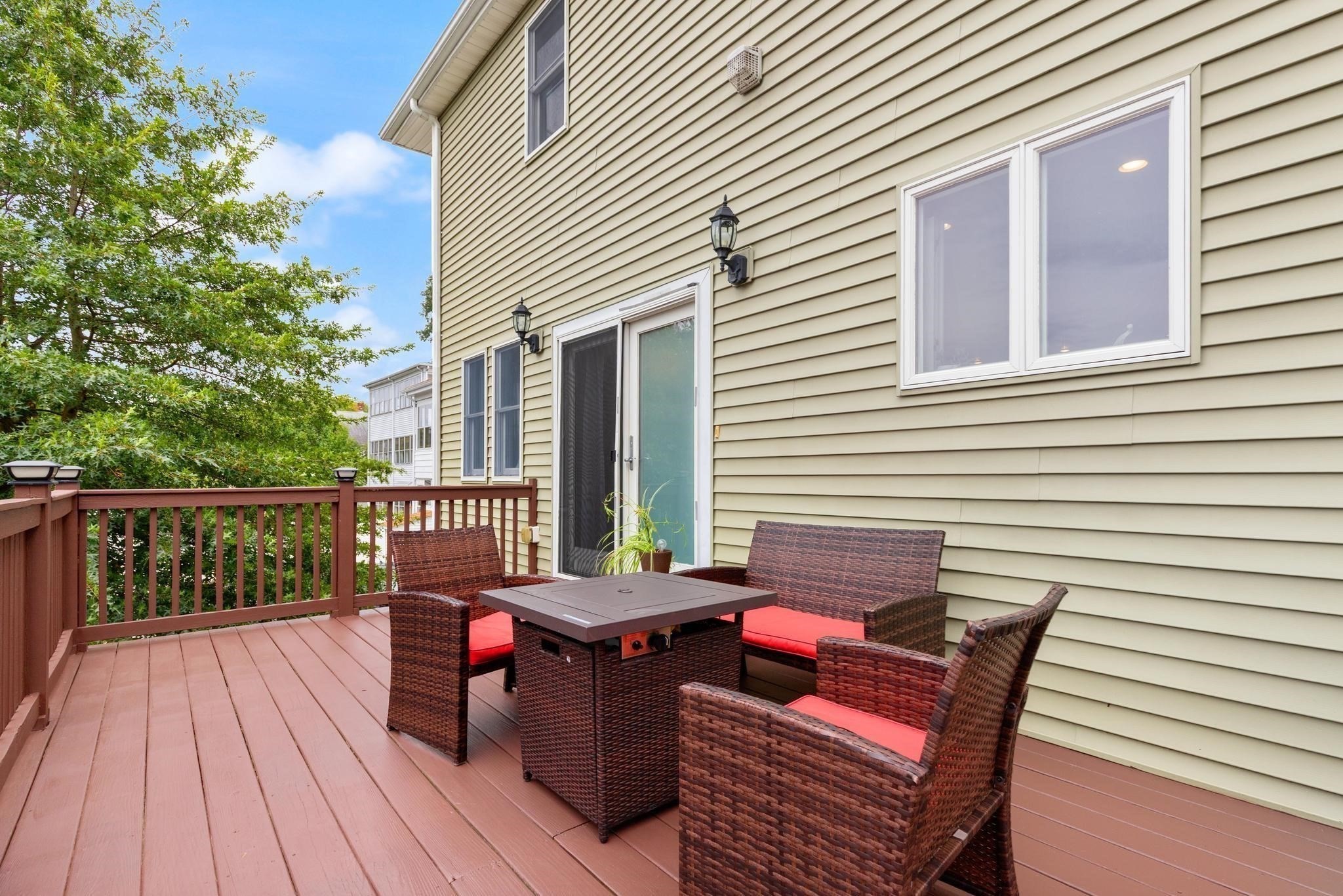 16 Saint James Ave Property Photo 32