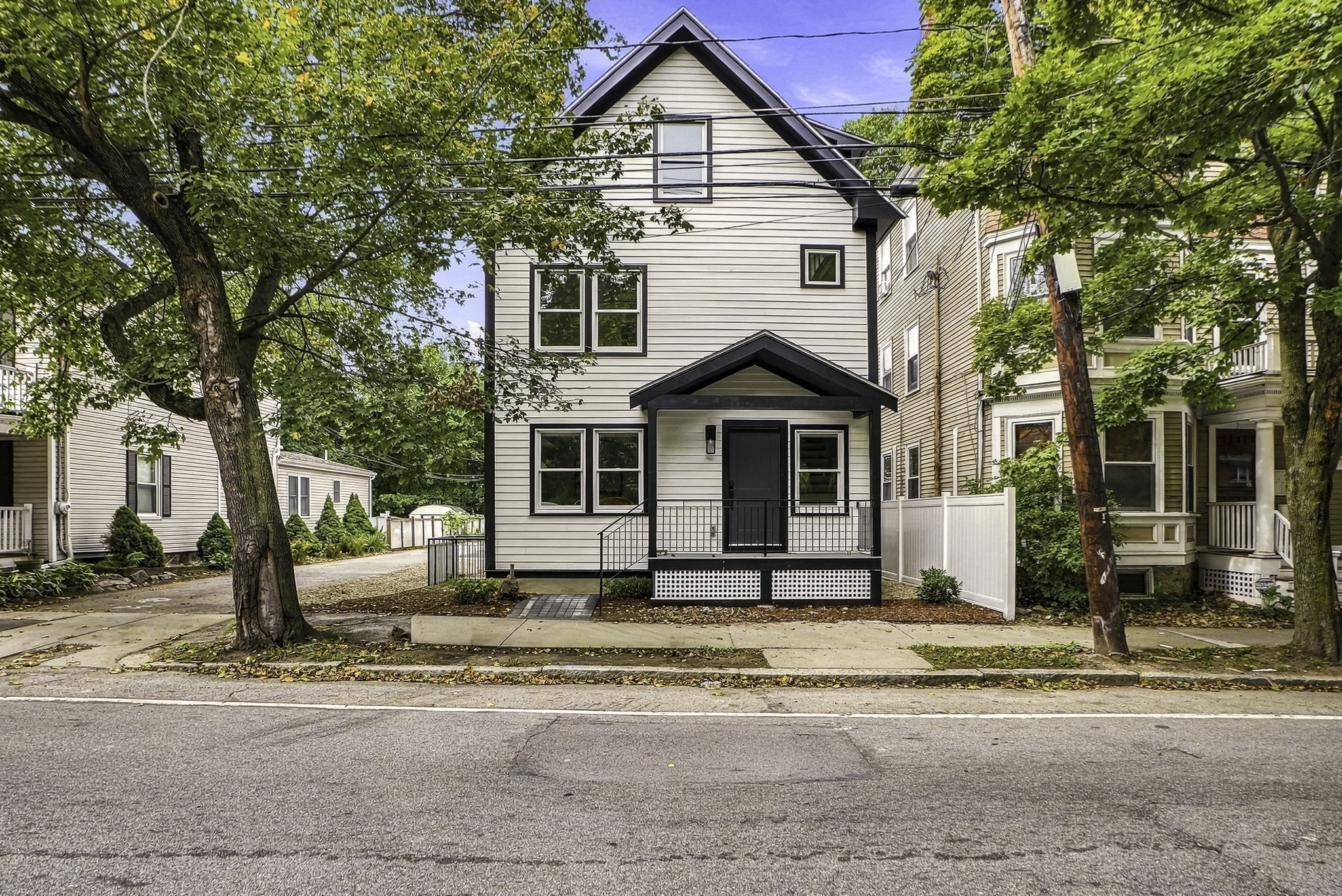 641 Chestnut Hill Avenue Property Photo 2