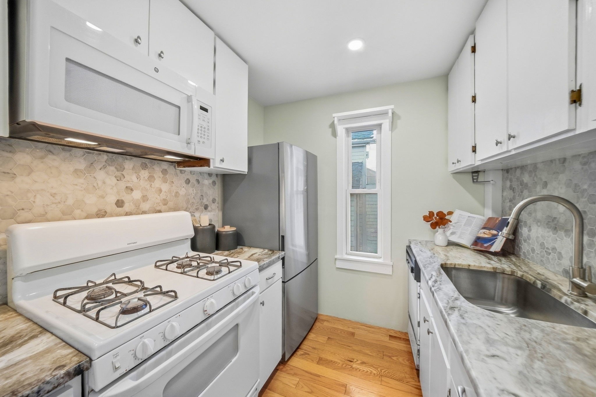 26 Spring Garden St Property Photo 16