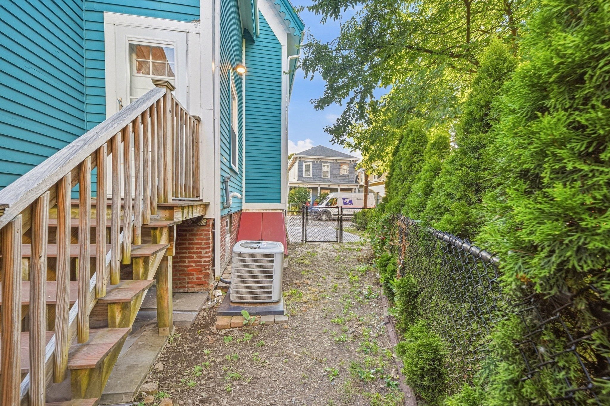 26 Spring Garden St Property Photo 32