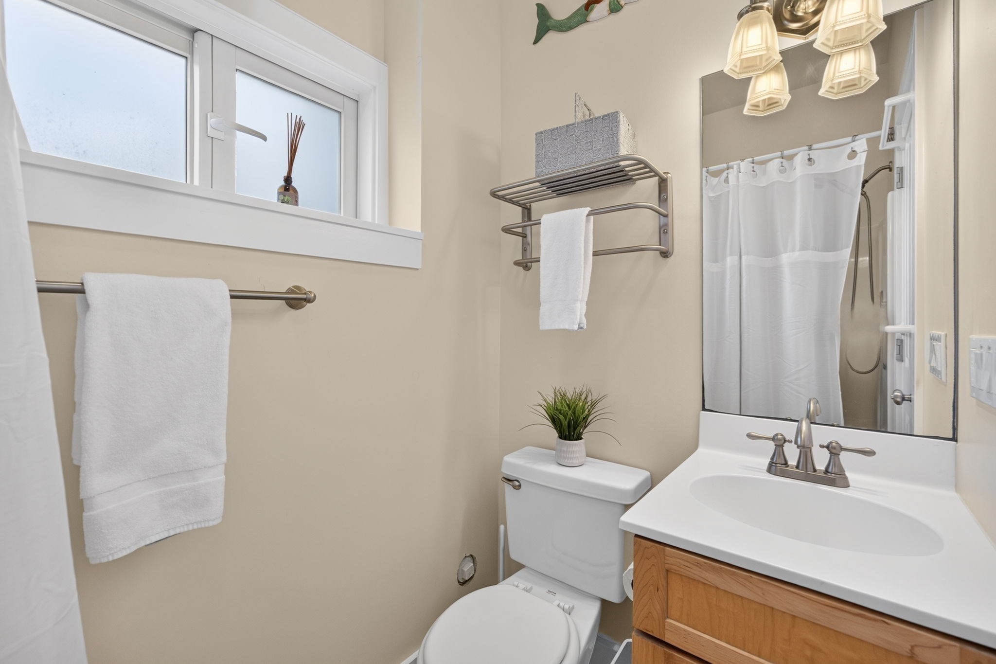68 Race Point Road Unit 4 Property Photo 28
