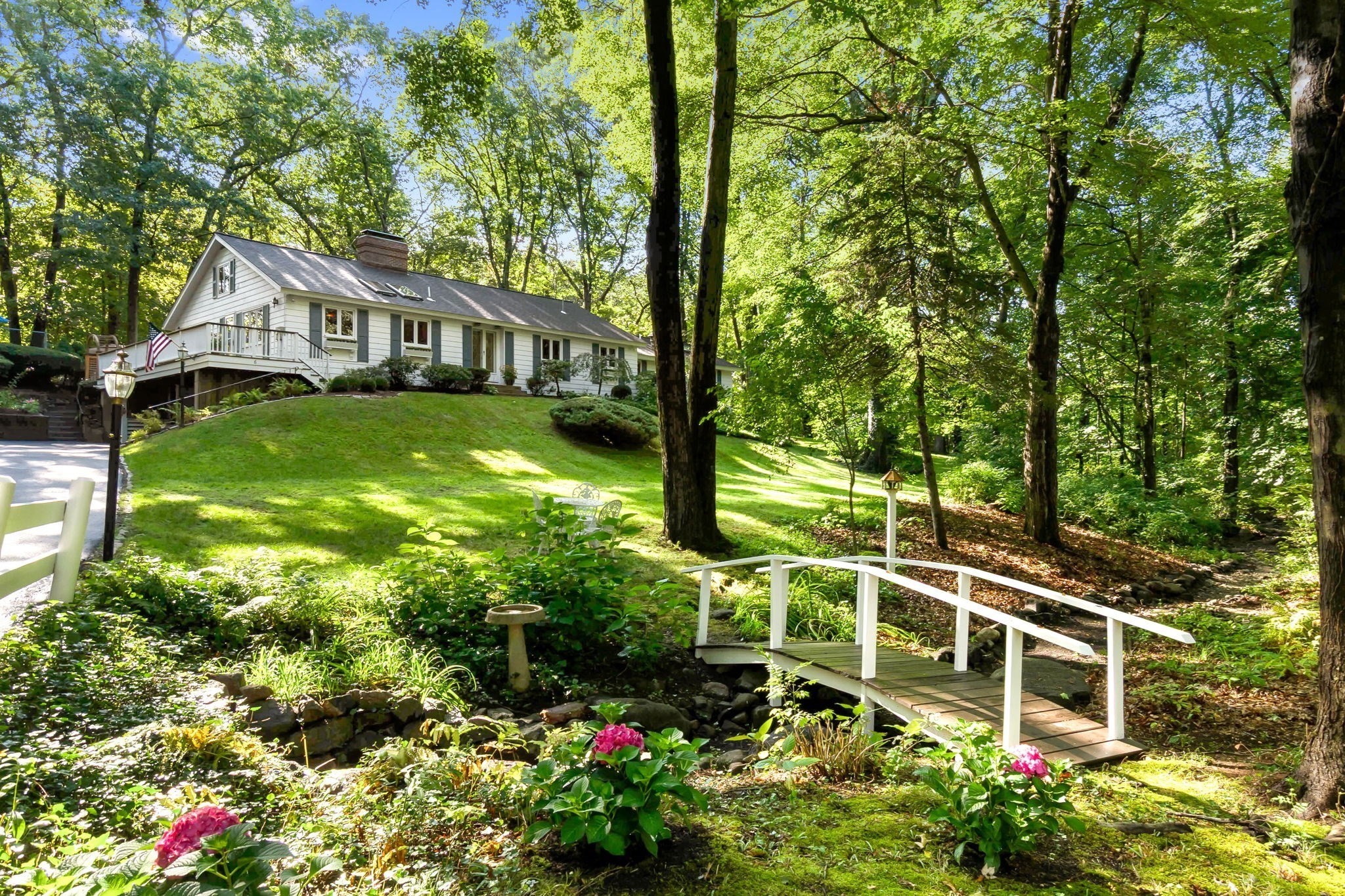 6 Bruce Road Property Photo 1