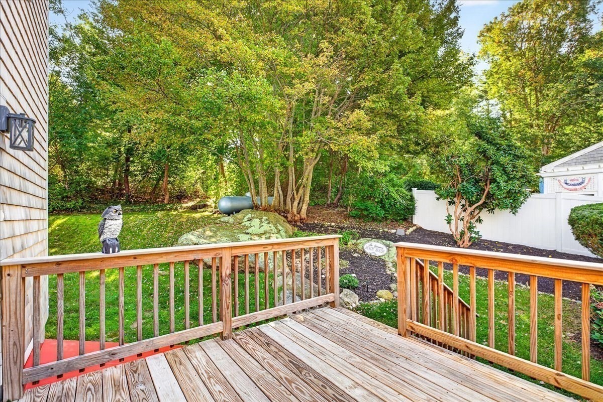 33 White Horse Rd Property Photo 3