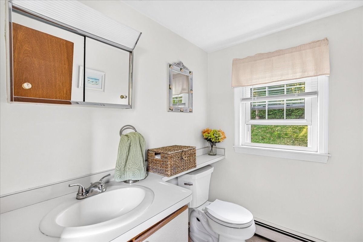 33 White Horse Rd Property Photo 20