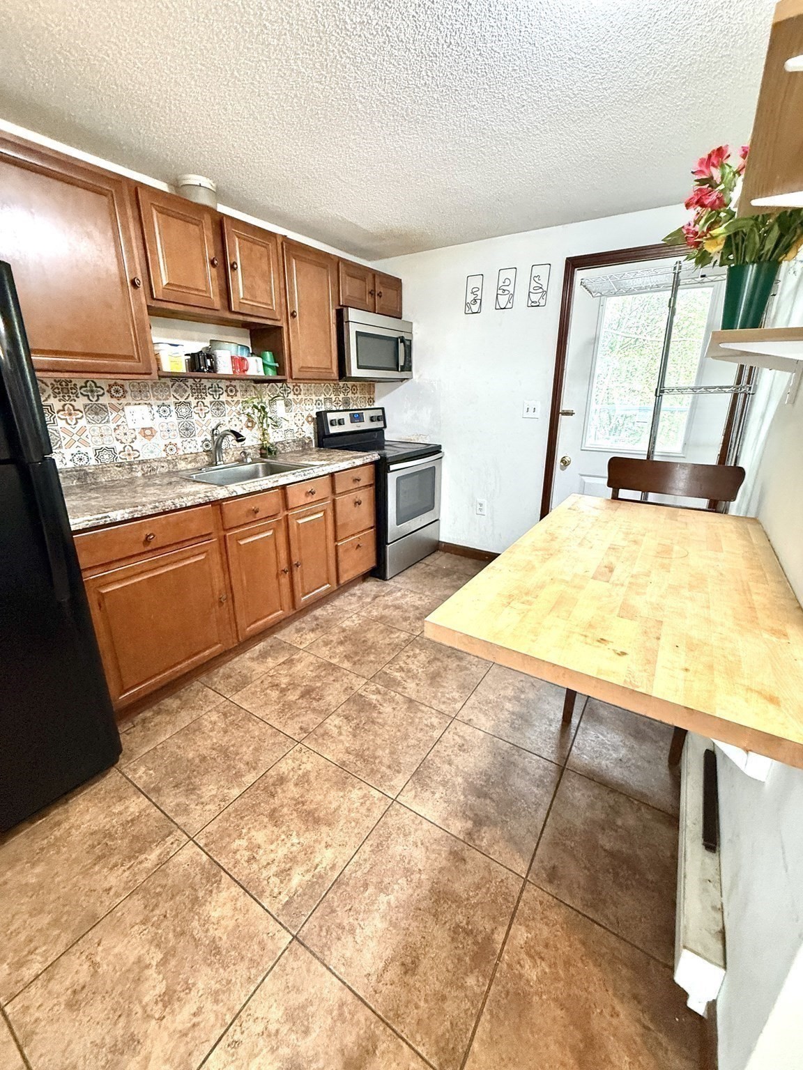 67 Everard St Property Photo 12