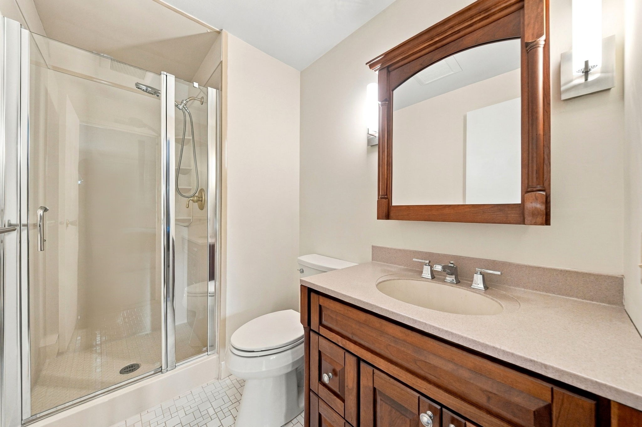 235 Winthrop St # 1102 Property Photo 13