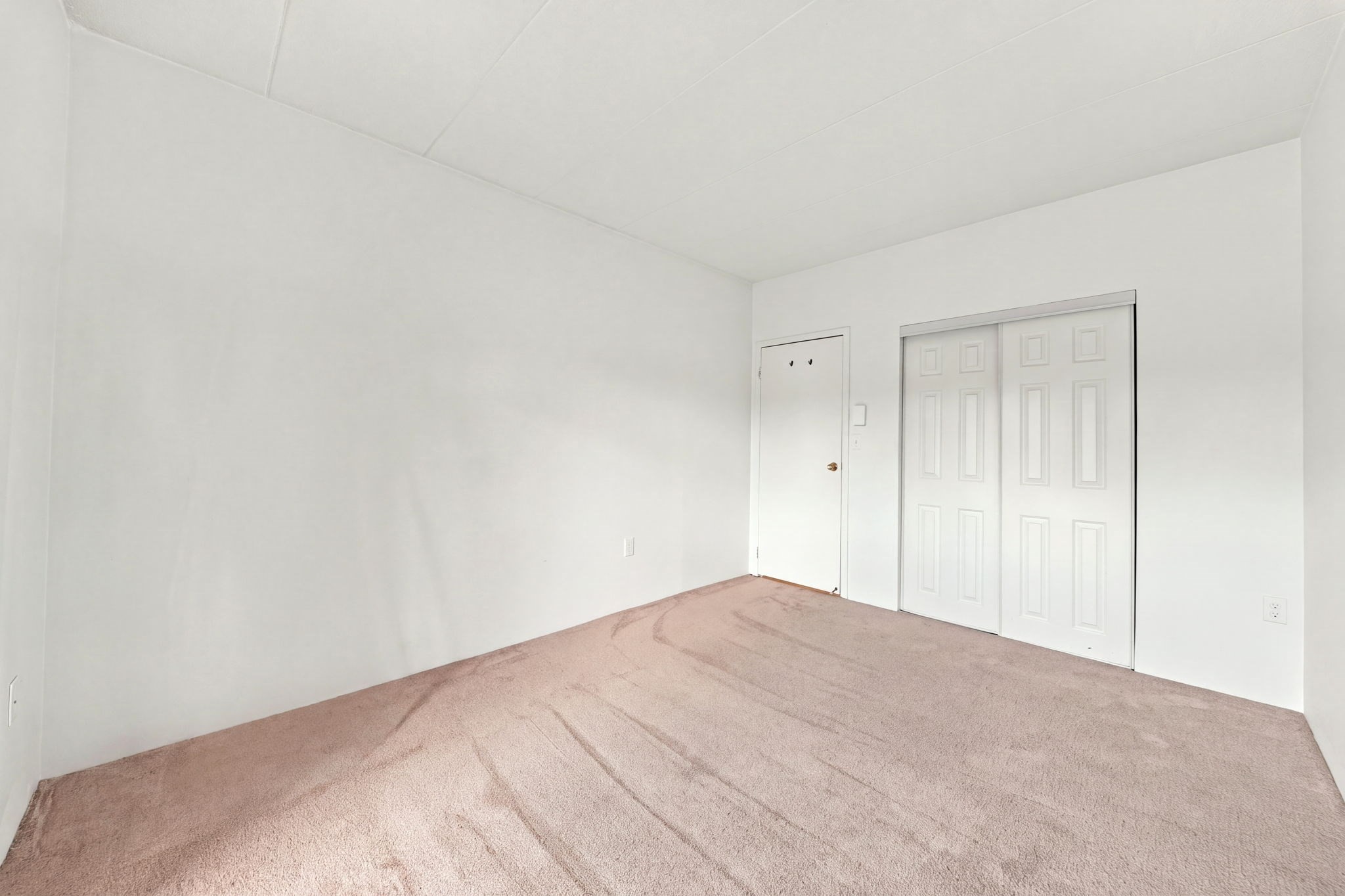 235 Winthrop St # 1102 Property Photo 16