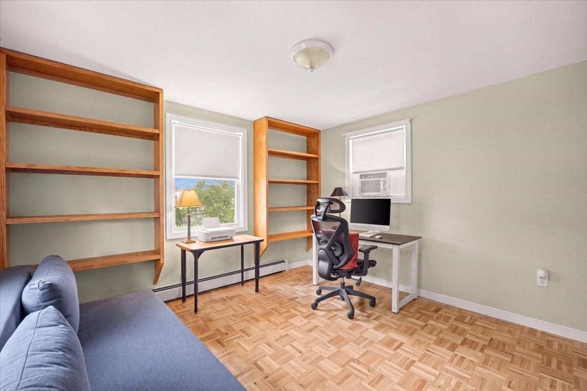 28 Mayflower St Property Photo 13