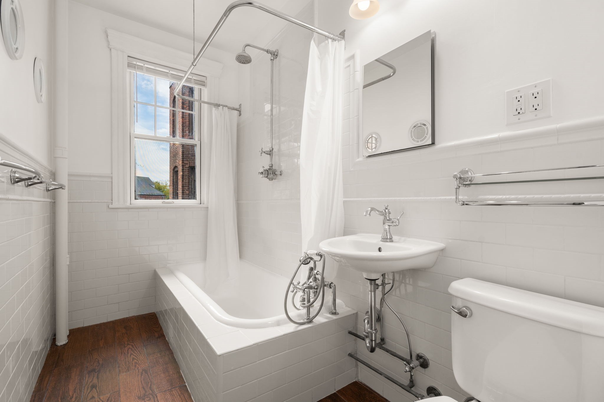 72 Strathmore # 7b Property Photo 4