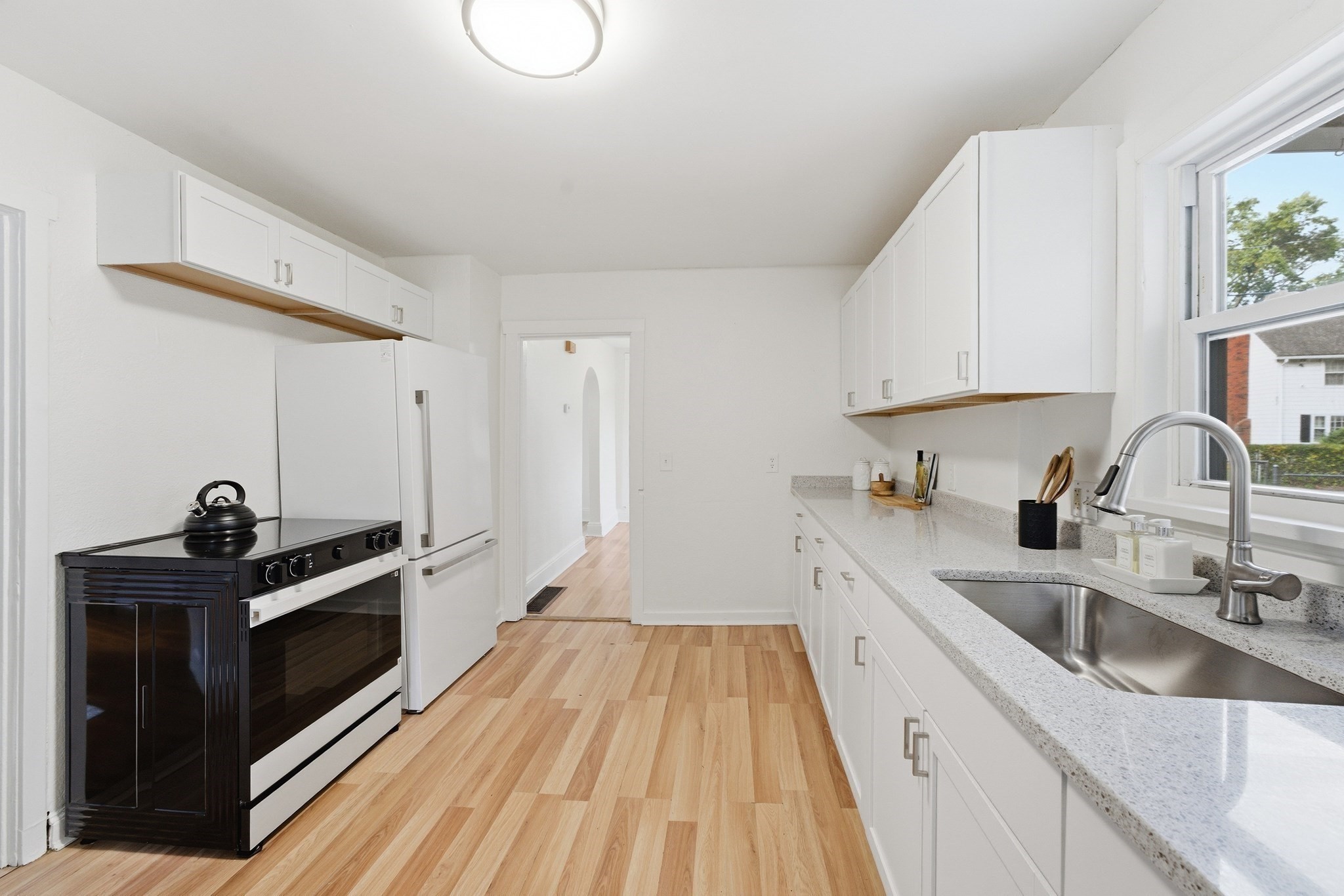 73 Jasper St Property Photo 10