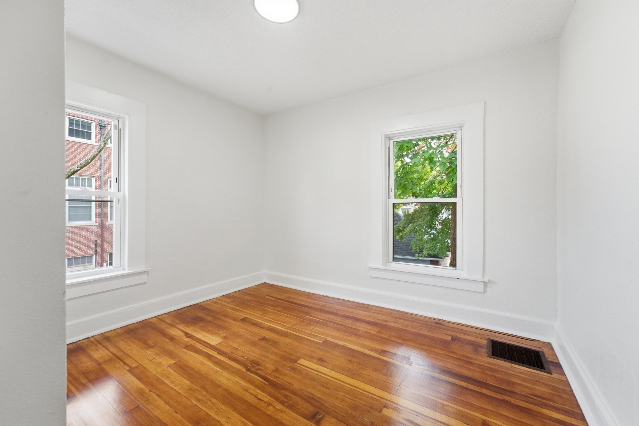 73 Jasper St Property Photo 16