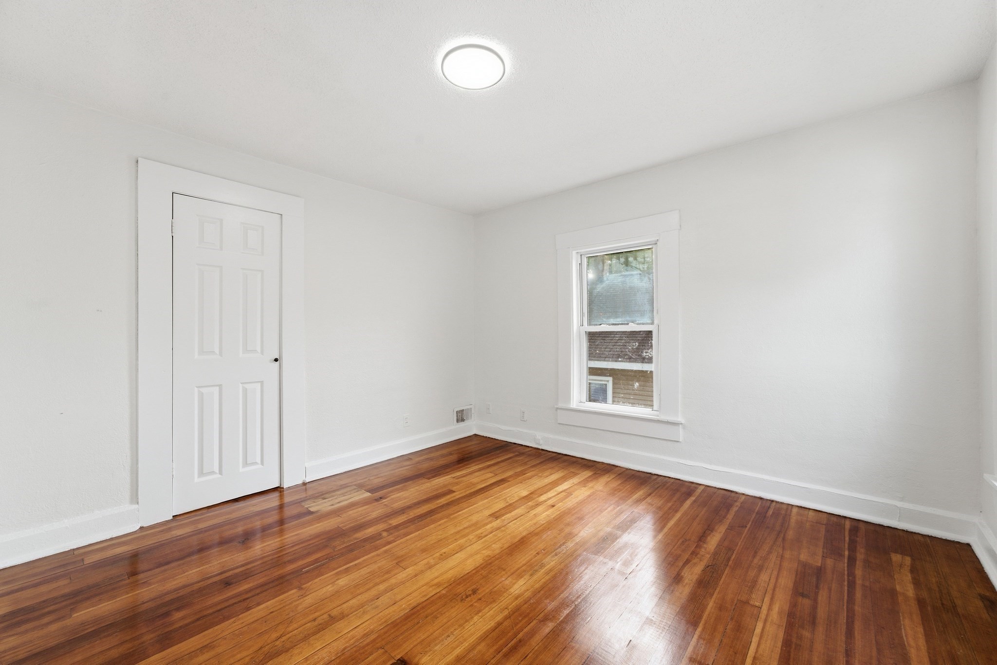 73 Jasper St Property Photo 23