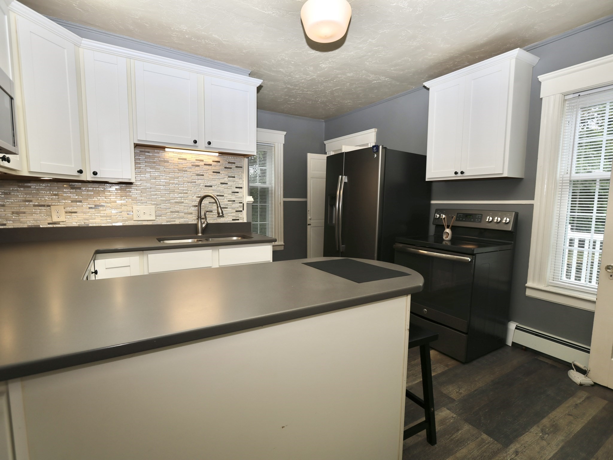 133 Whipple St Property Photo 7