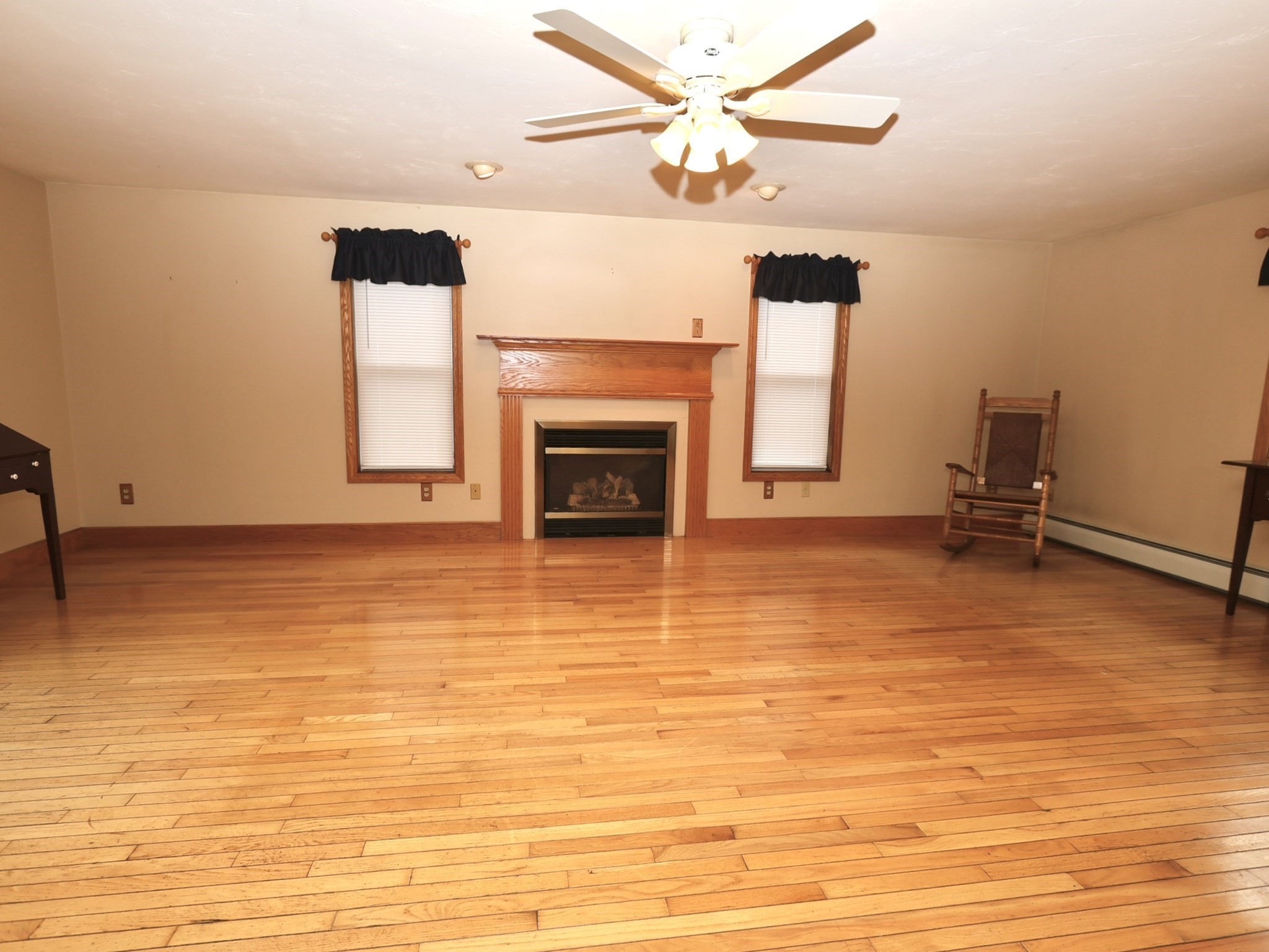133 Whipple St Property Photo 12